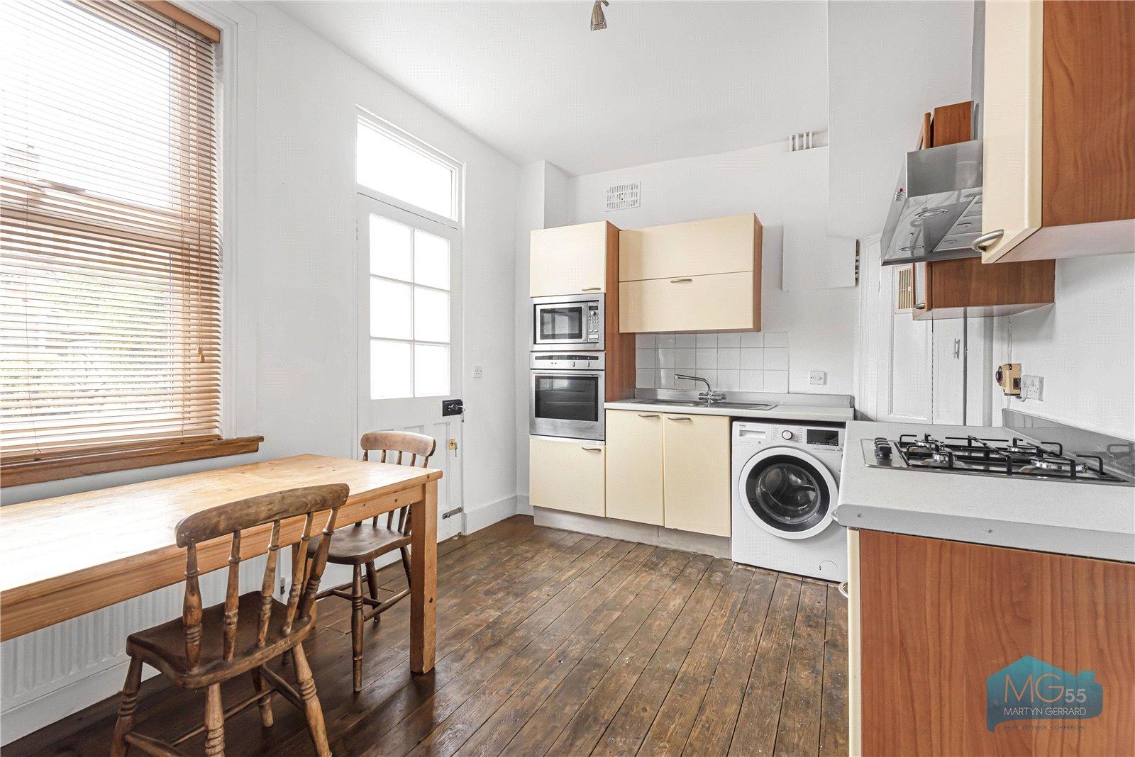 2 bedroom Terraced House to rent - Martyn Gerrard