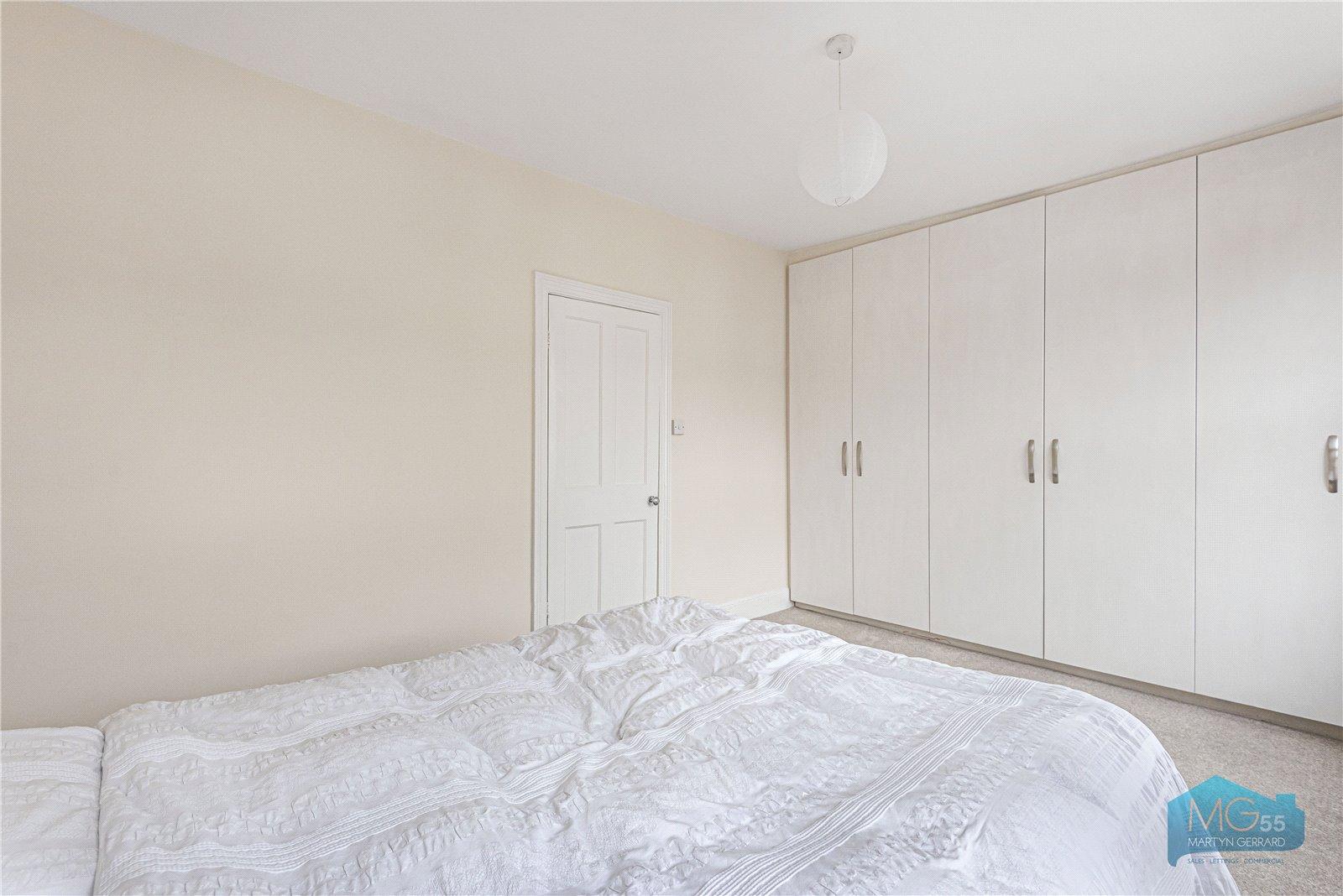 2 bedroom Terraced House to rent - Martyn Gerrard