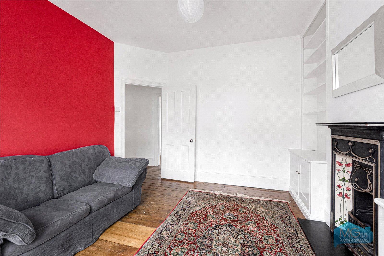 2 bedroom Terraced House to rent - Martyn Gerrard