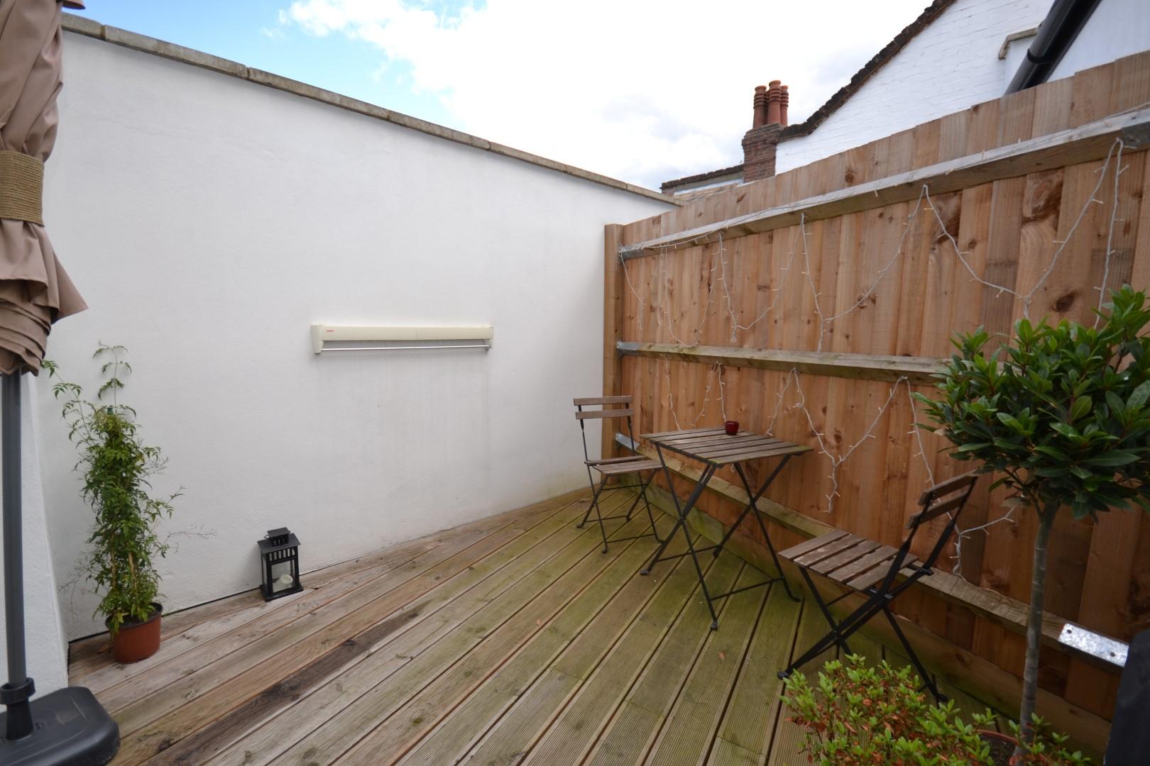 3 bedroom Apartment to rent - Martyn Gerrard