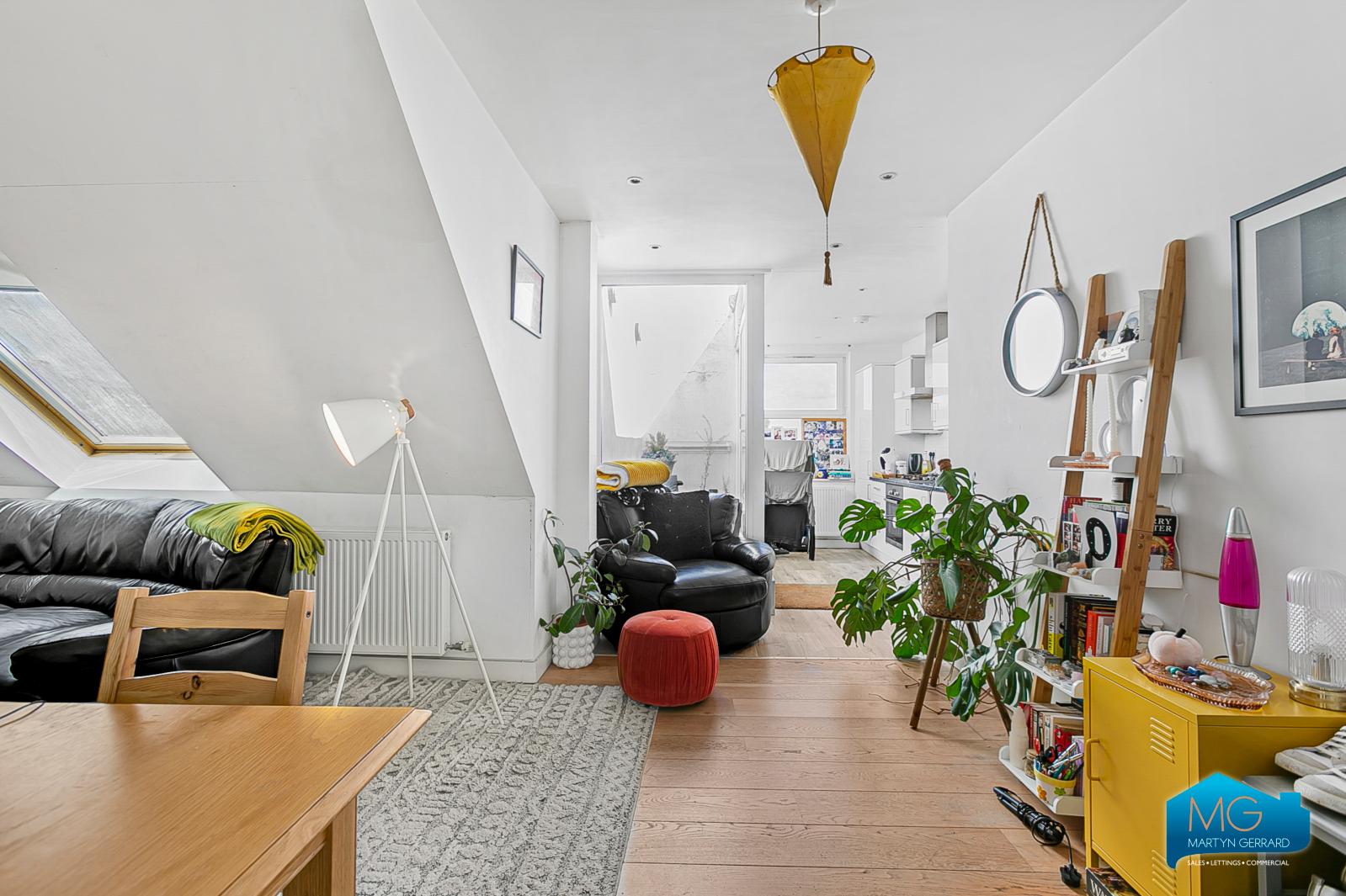1 bedroom Apartment to rent - Martyn Gerrard