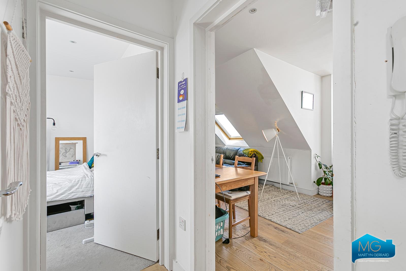 1 bedroom Apartment to rent - Martyn Gerrard
