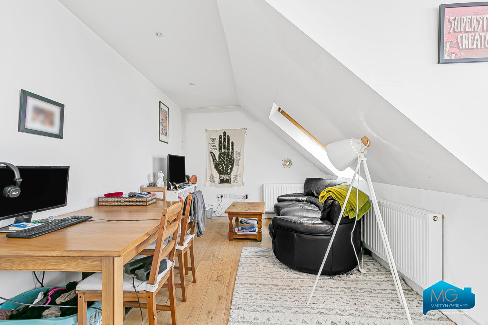 1 bedroom Apartment to rent - Martyn Gerrard