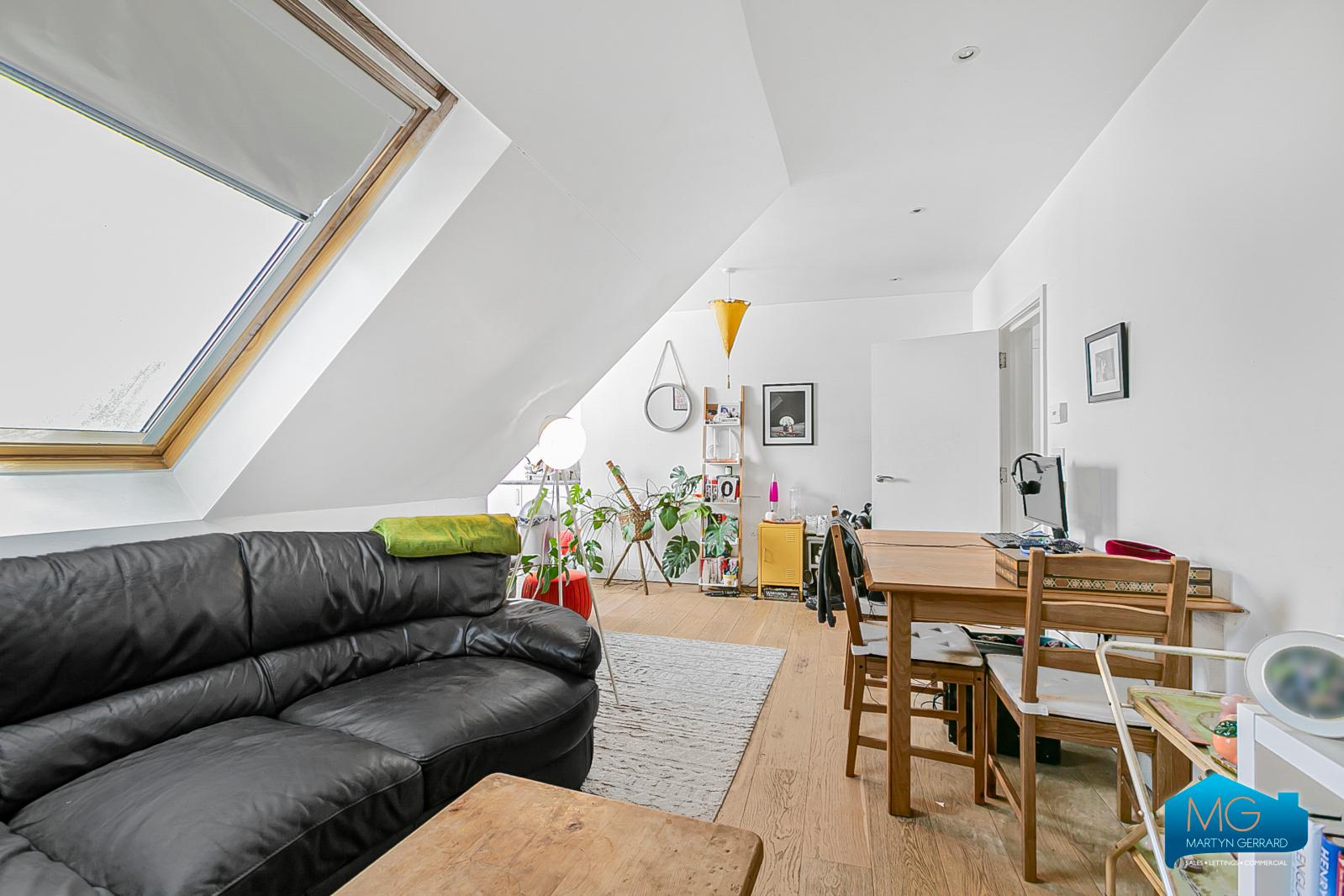 1 bedroom Apartment to rent - Martyn Gerrard