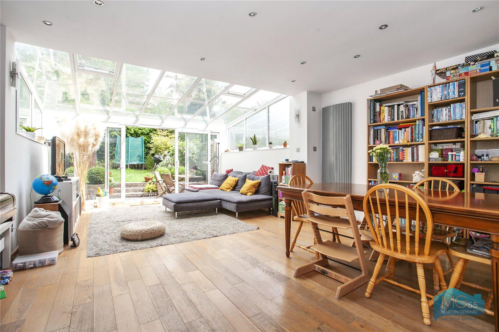 3 bedroom Terraced House to rent - Martyn Gerrard