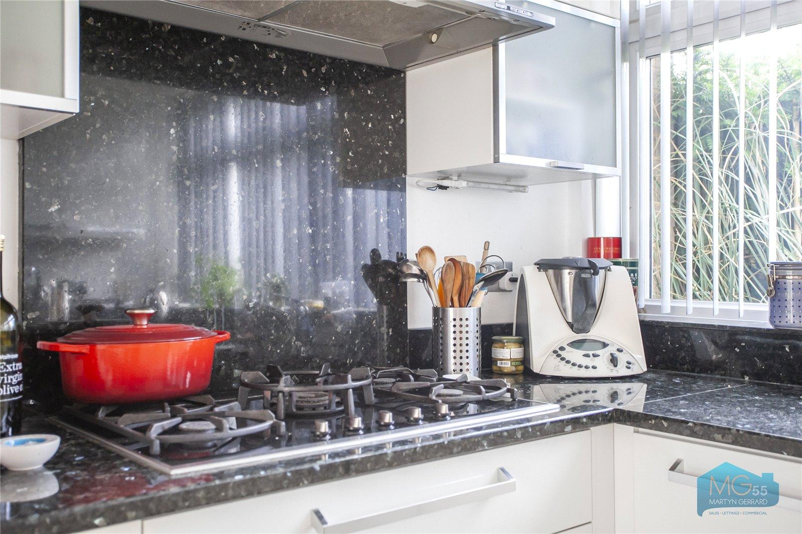 3 bedroom Terraced House to rent - Martyn Gerrard