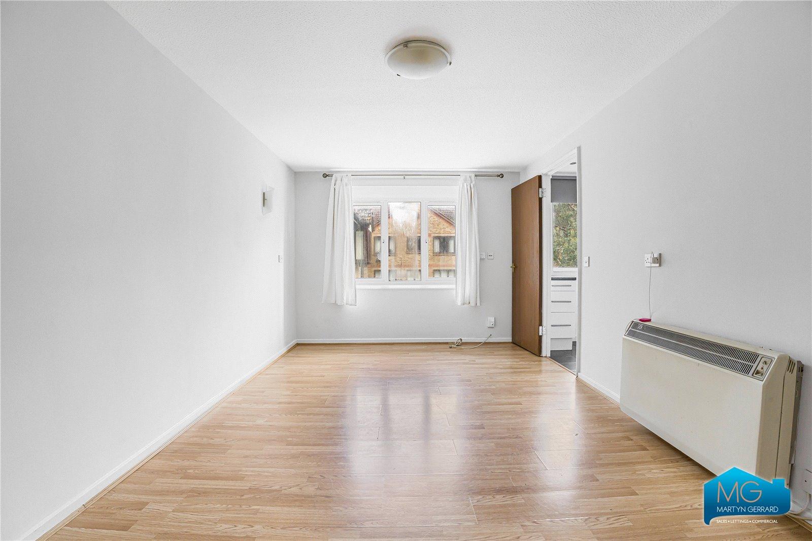 2 bedroom Apartment to rent - Martyn Gerrard