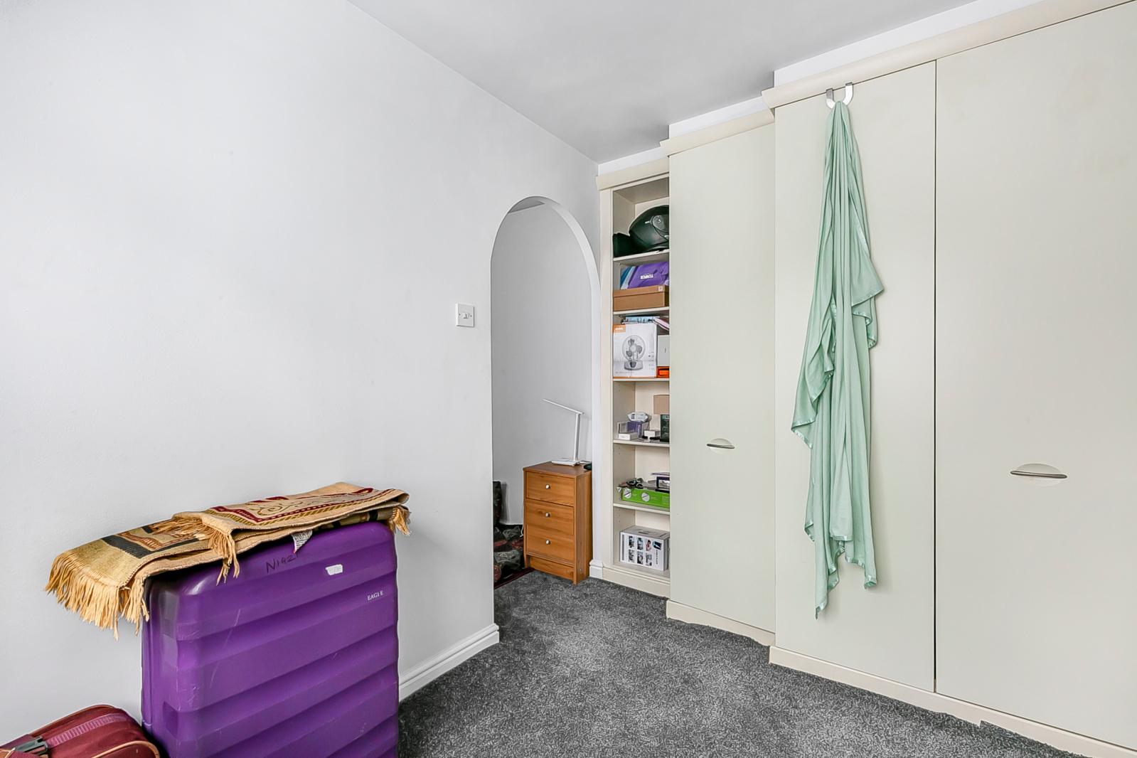 1 bedroom Ground Floor Flat to rent - Martyn Gerrard