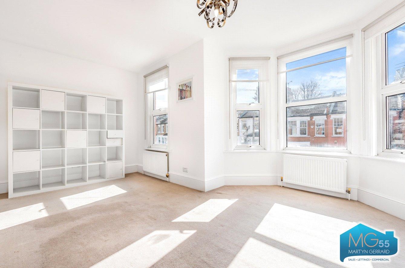 2 bedroom Maisonette to rent - Martyn Gerrard