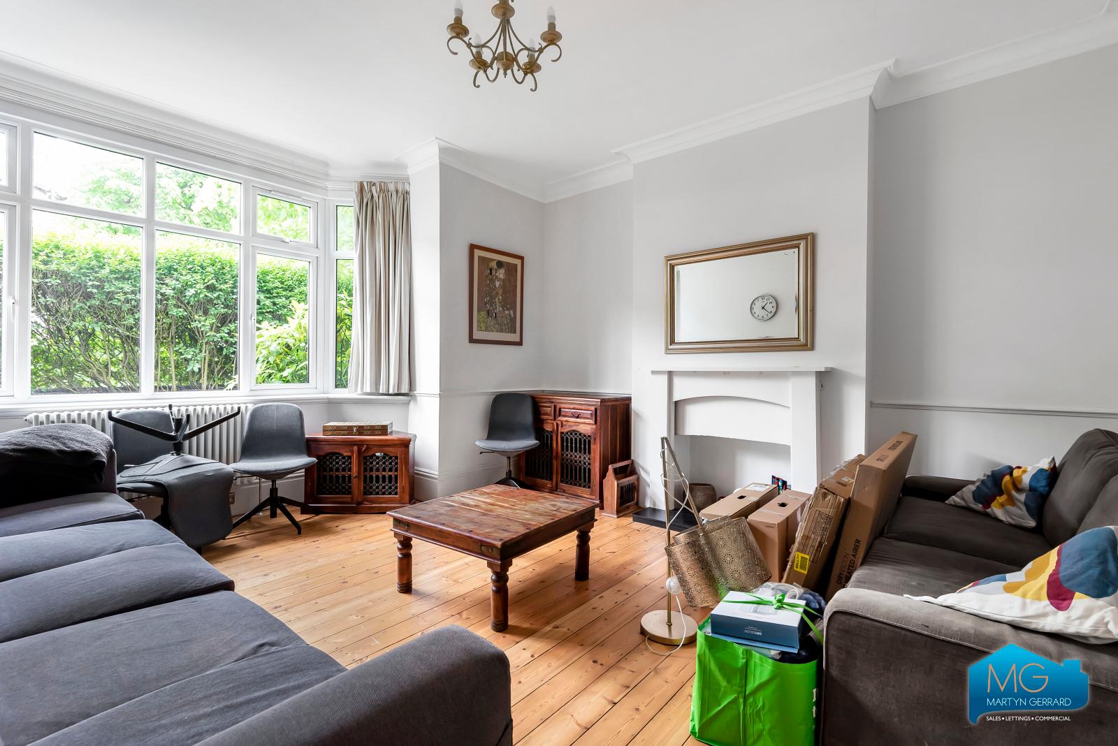 1 bedroom Ground Floor Flat to rent - Martyn Gerrard
