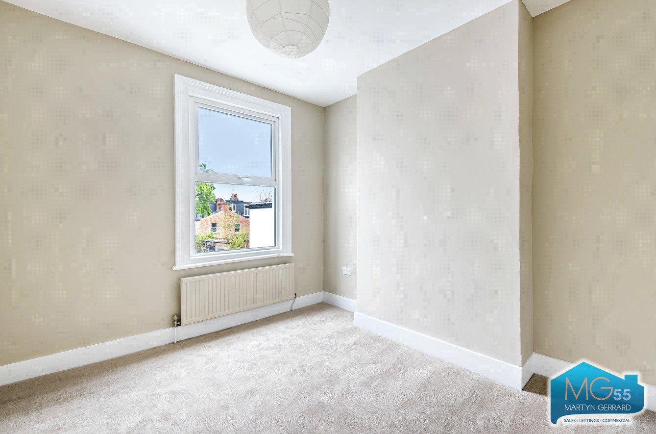 4 bedroom Terraced House to rent - Martyn Gerrard
