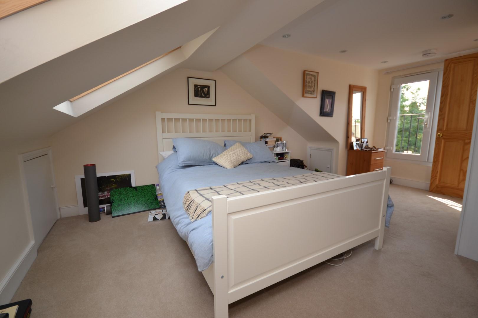 2 bedroom Apartment to rent - Martyn Gerrard