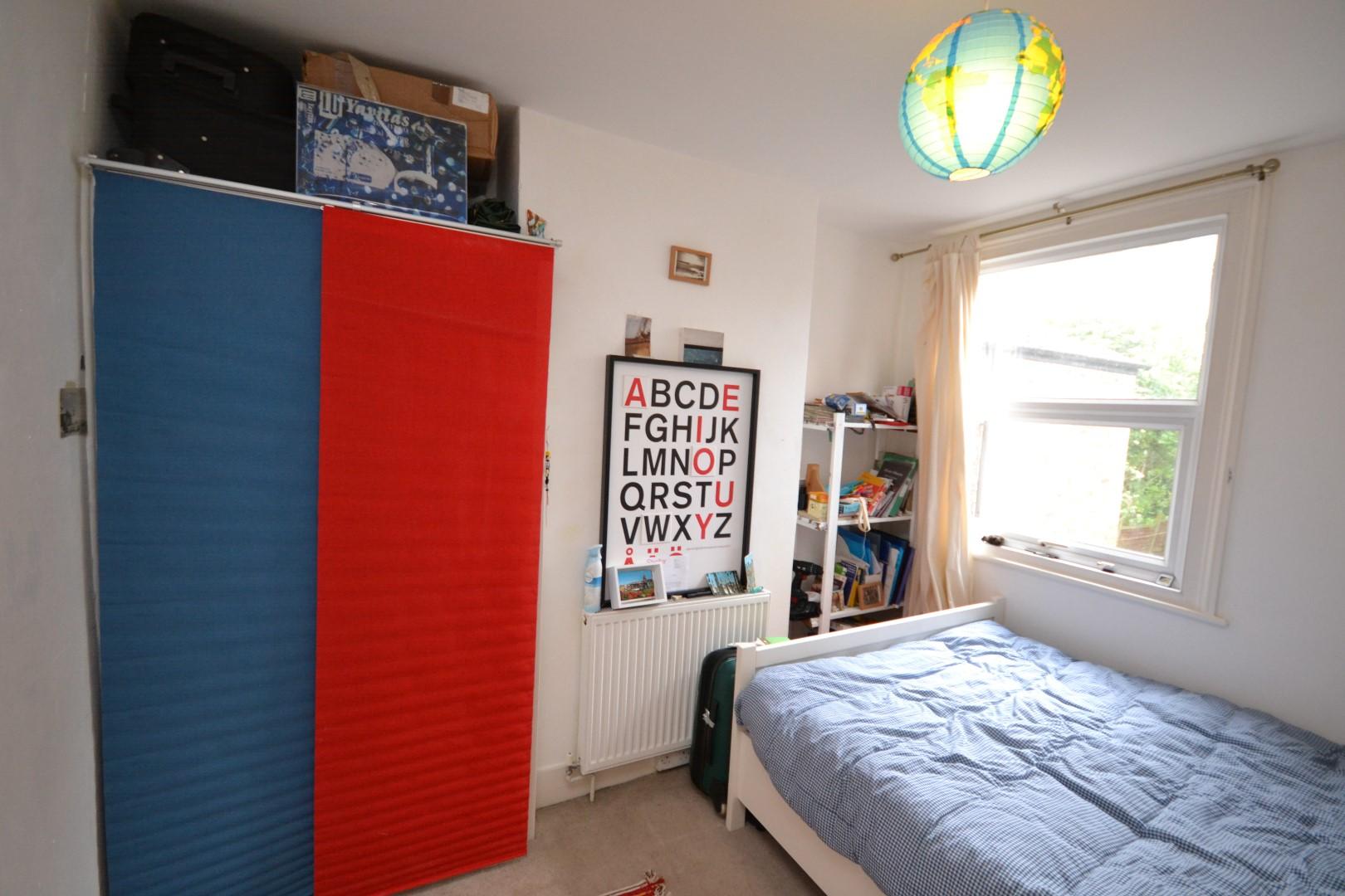 2 bedroom Apartment to rent - Martyn Gerrard