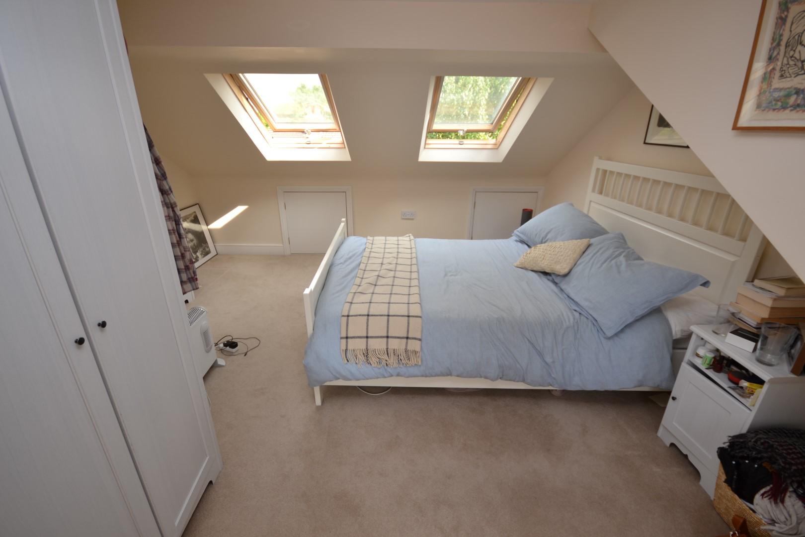 2 bedroom Apartment to rent - Martyn Gerrard