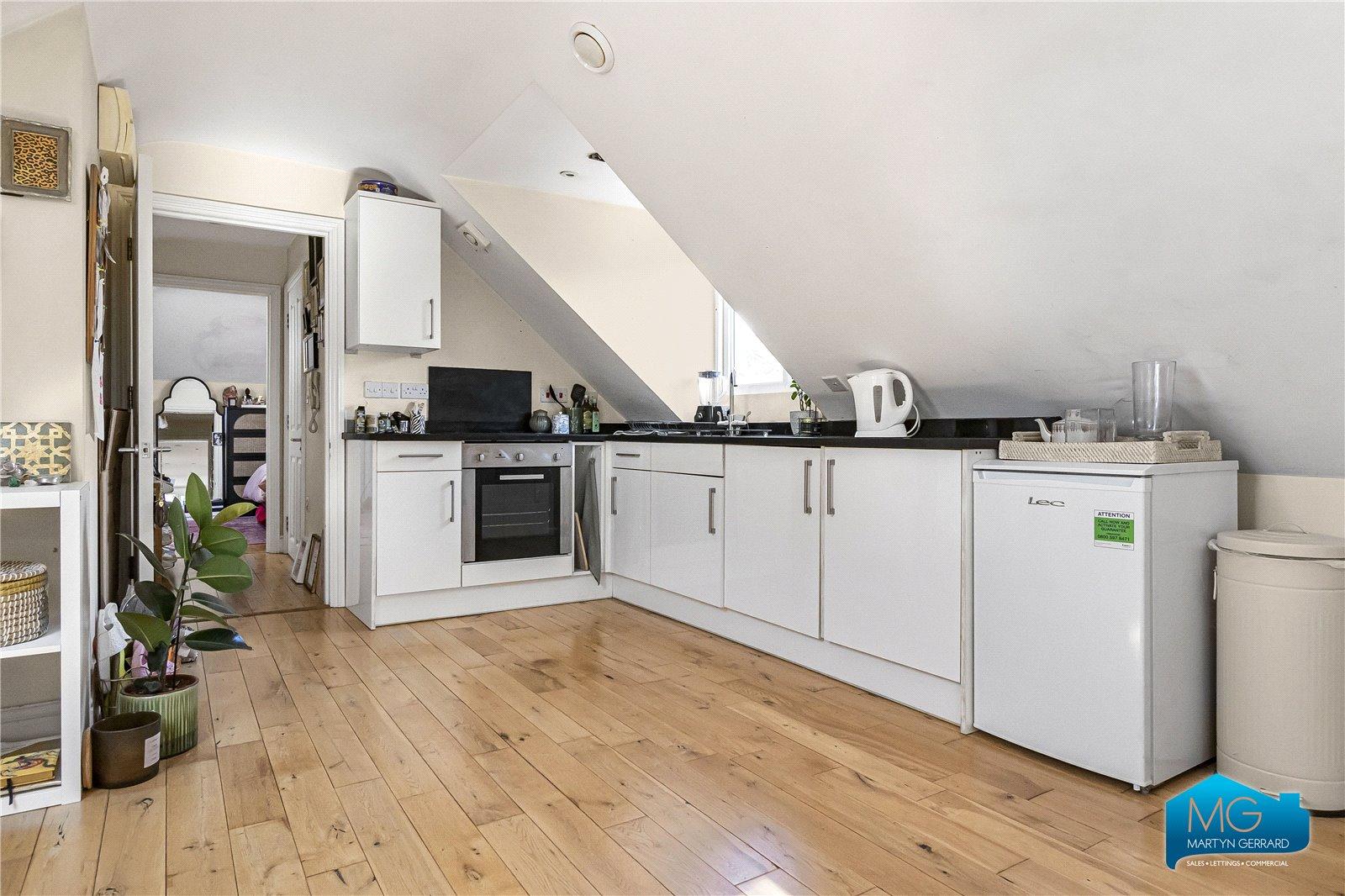1 bedroom Apartment to rent - Martyn Gerrard