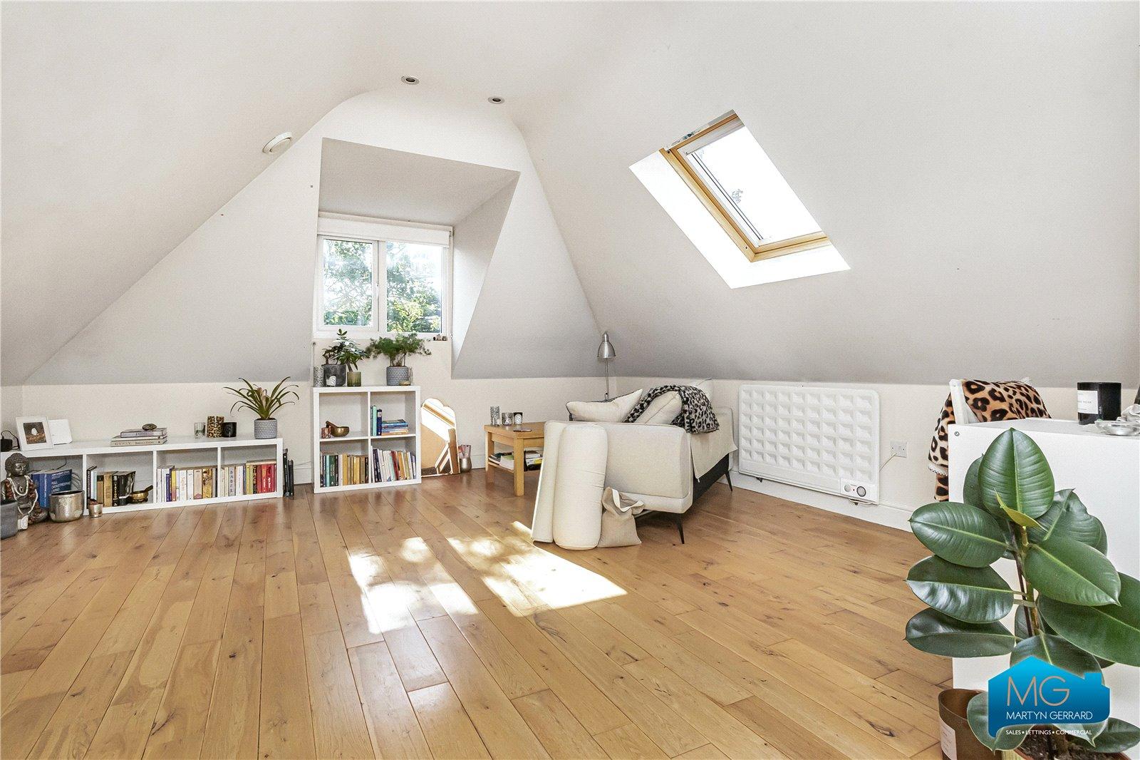 1 bedroom Apartment to rent - Martyn Gerrard