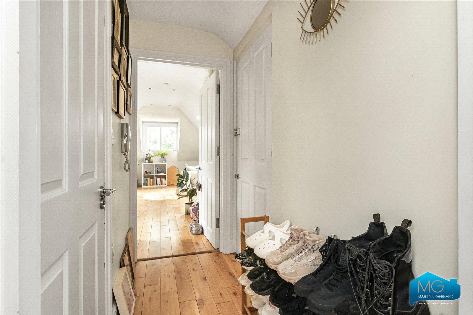 1 bedroom Apartment to rent - Martyn Gerrard