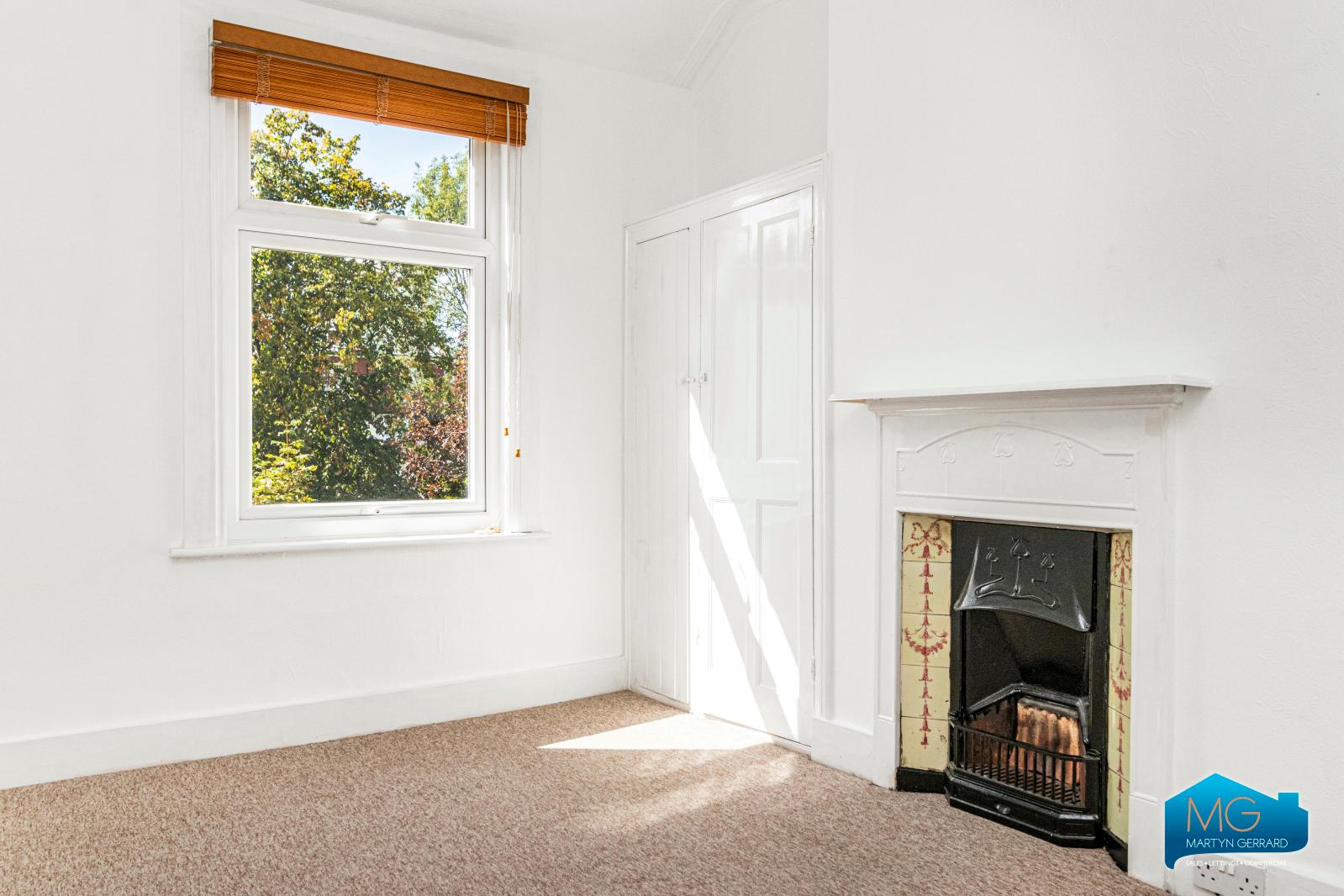 4 bedroom Terraced House to rent - Martyn Gerrard