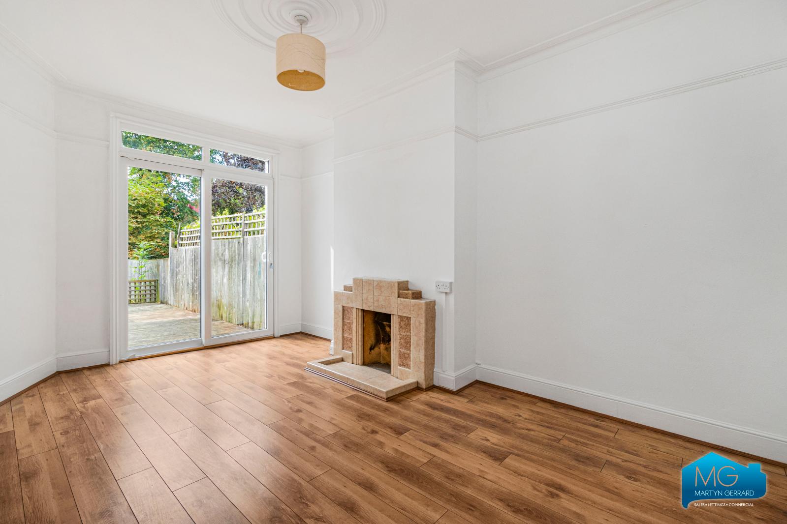 4 bedroom Terraced House to rent - Martyn Gerrard