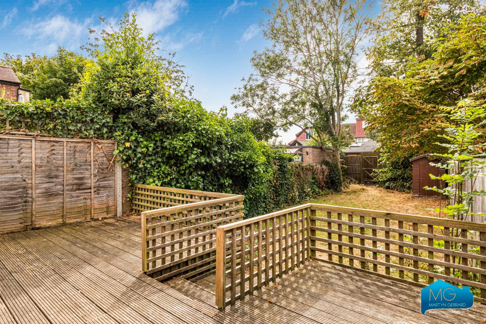 4 bedroom Terraced House to rent - Martyn Gerrard