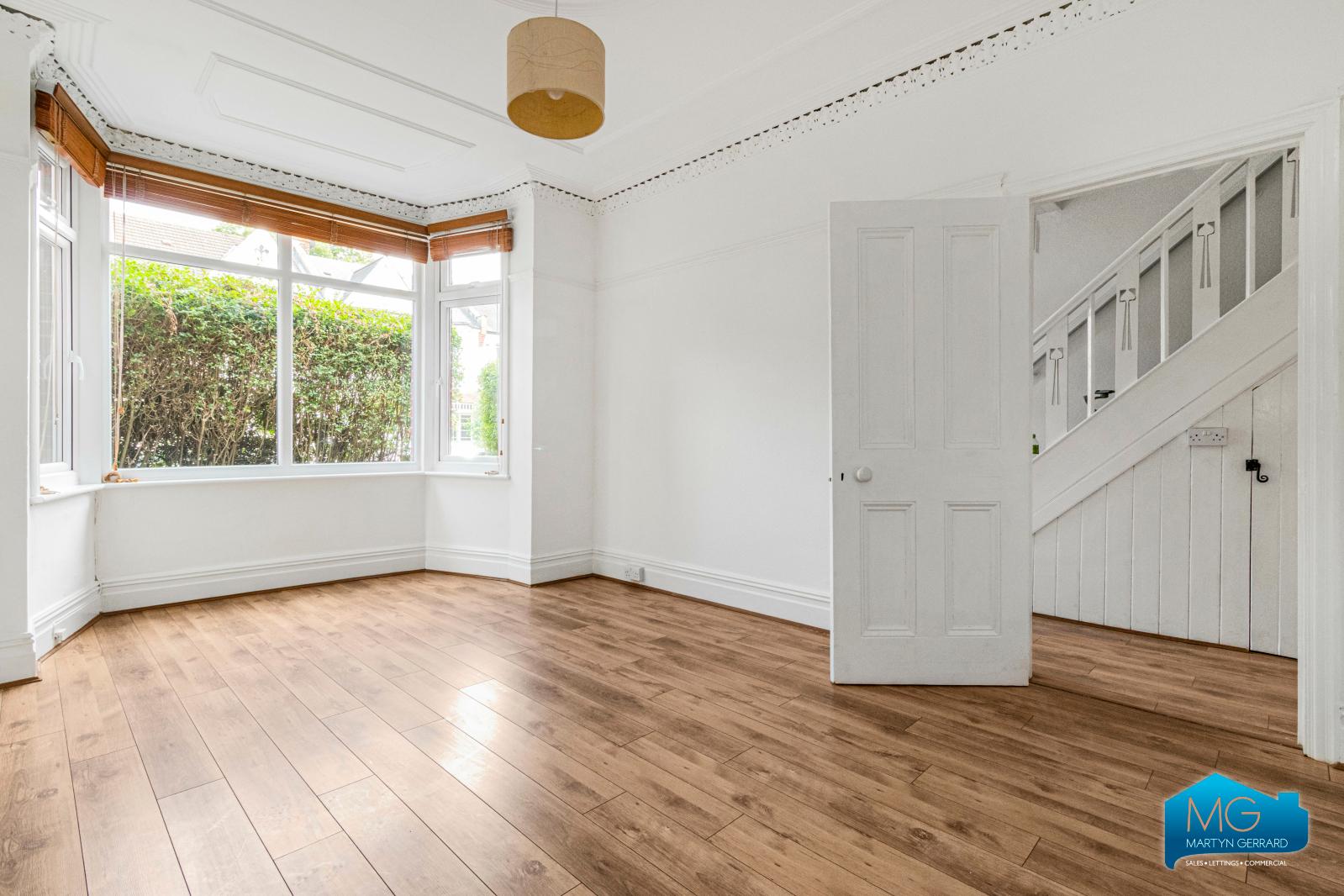 4 bedroom Terraced House to rent - Martyn Gerrard