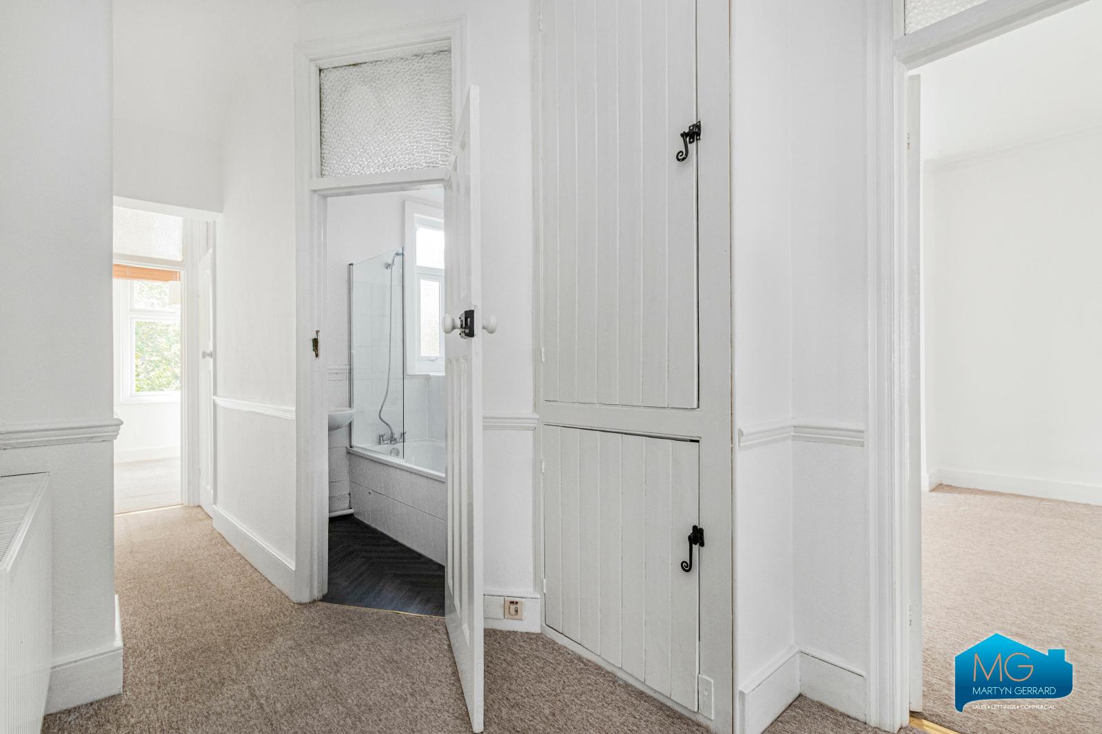 4 bedroom Terraced House to rent - Martyn Gerrard