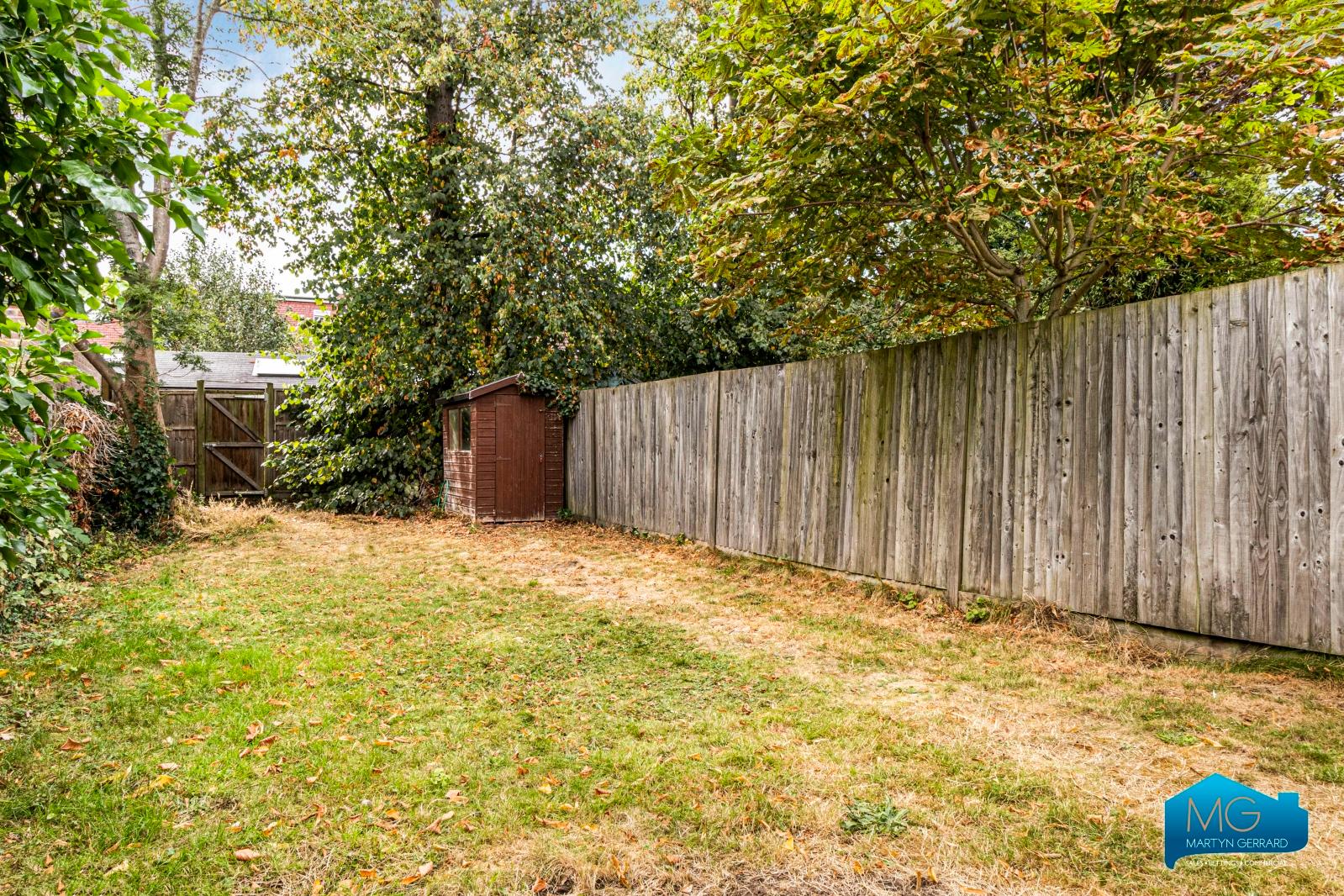 4 bedroom Terraced House to rent - Martyn Gerrard