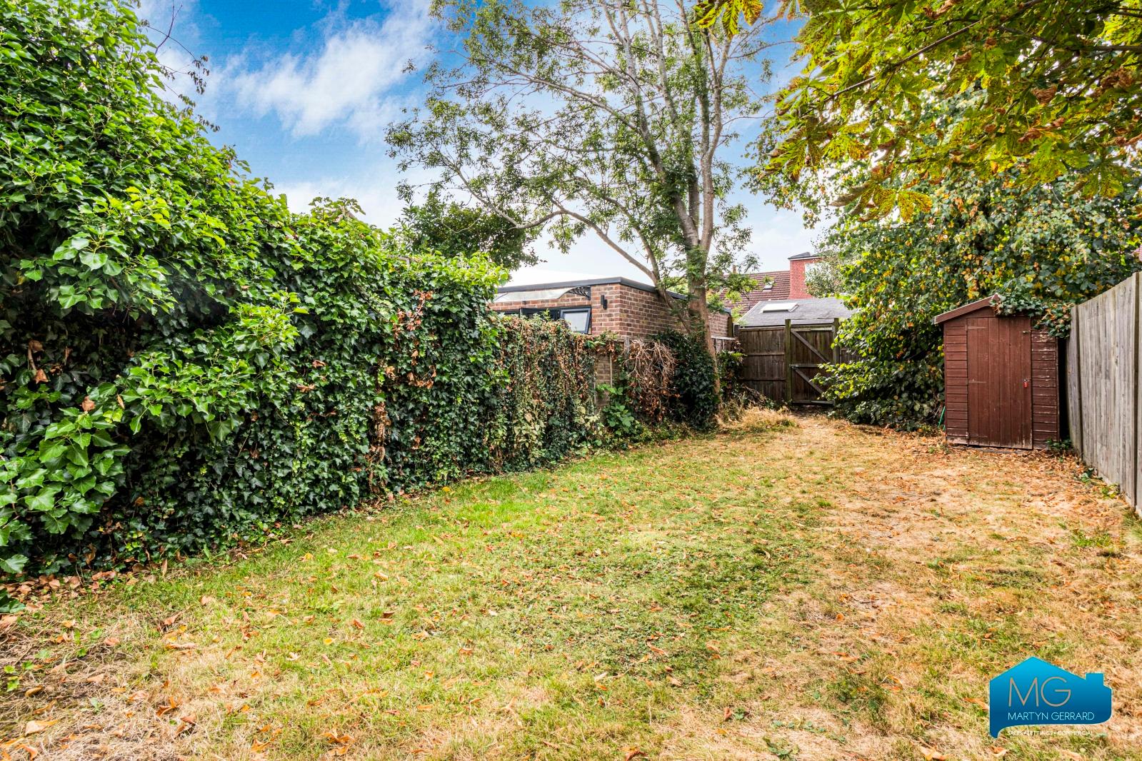 4 bedroom Terraced House to rent - Martyn Gerrard