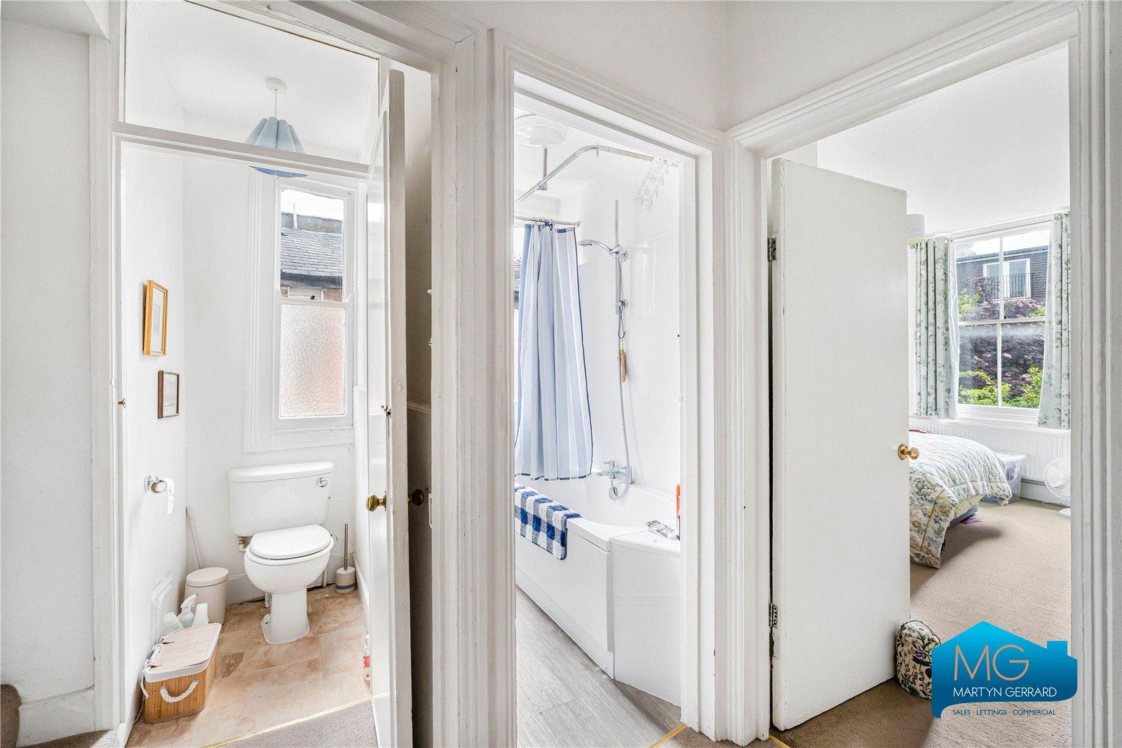 2 bedroom Apartment to rent - Martyn Gerrard