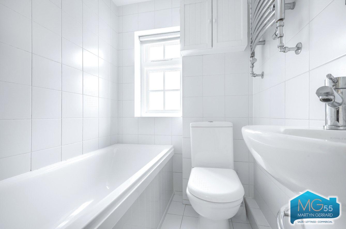 2 bedroom House to rent - Martyn Gerrard