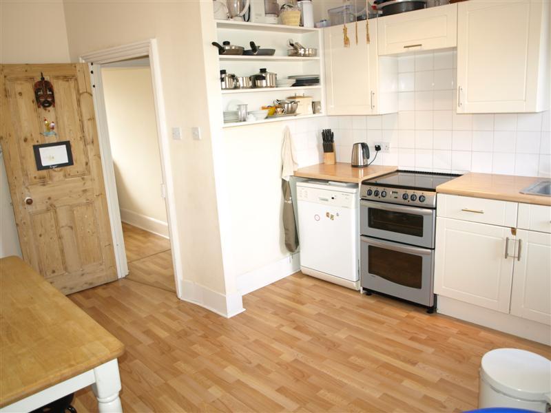 2 bedroom Terraced House to rent - Martyn Gerrard