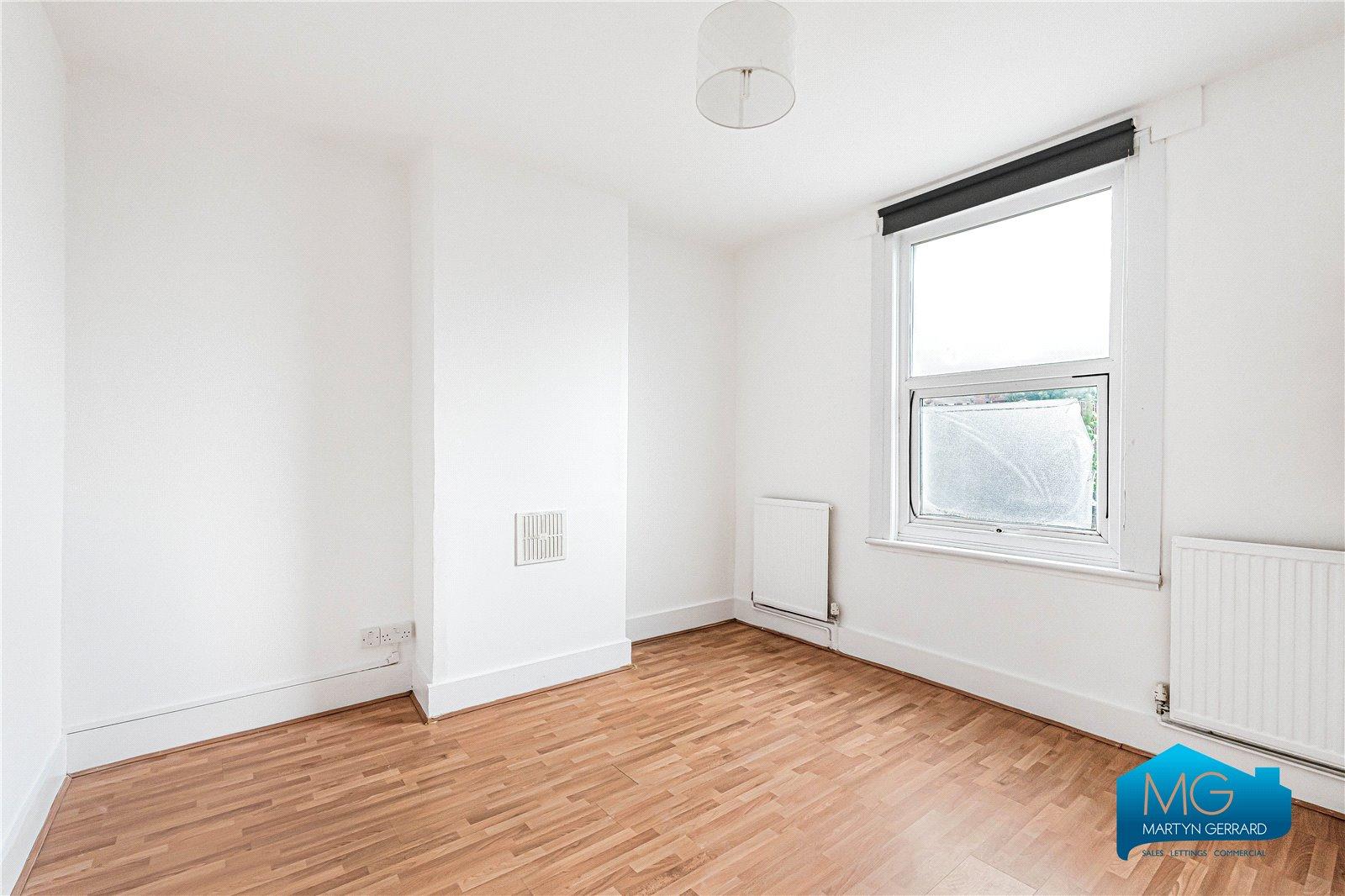 2 bedroom Terraced House to rent - Martyn Gerrard