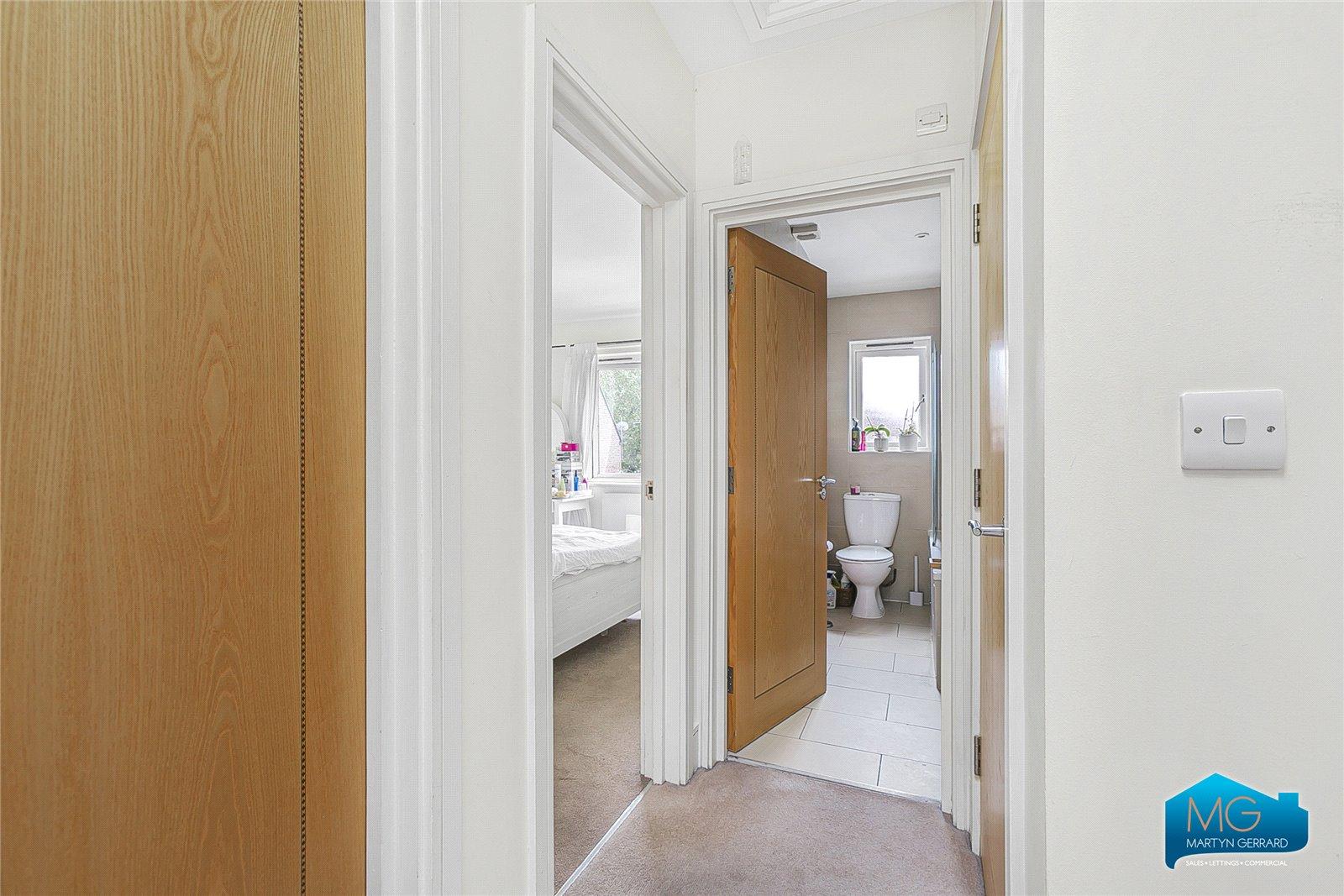 2 bedroom Terraced House to rent - Martyn Gerrard