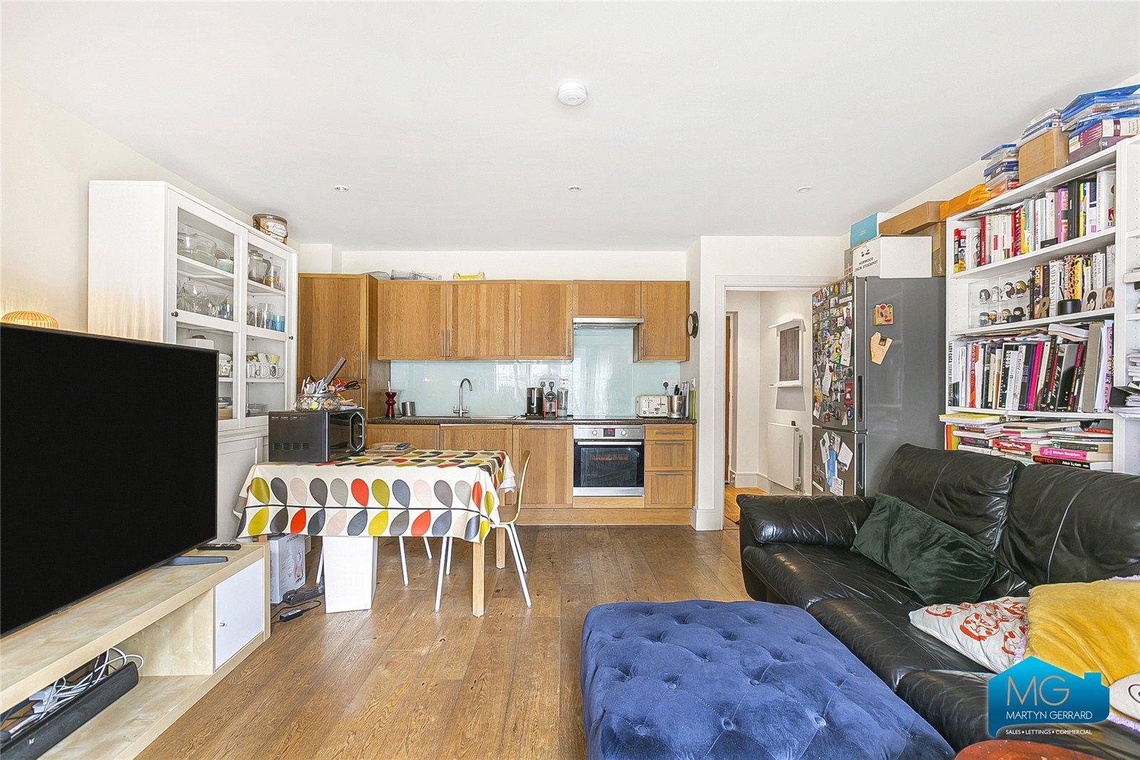 2 bedroom Terraced House to rent - Martyn Gerrard