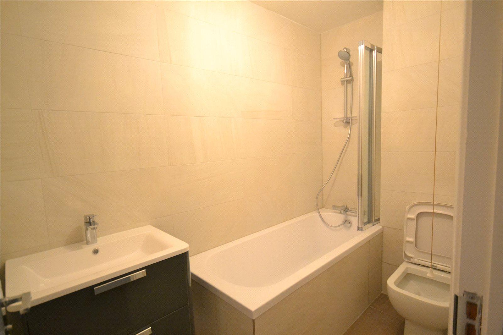 Apartment to rent - Martyn Gerrard