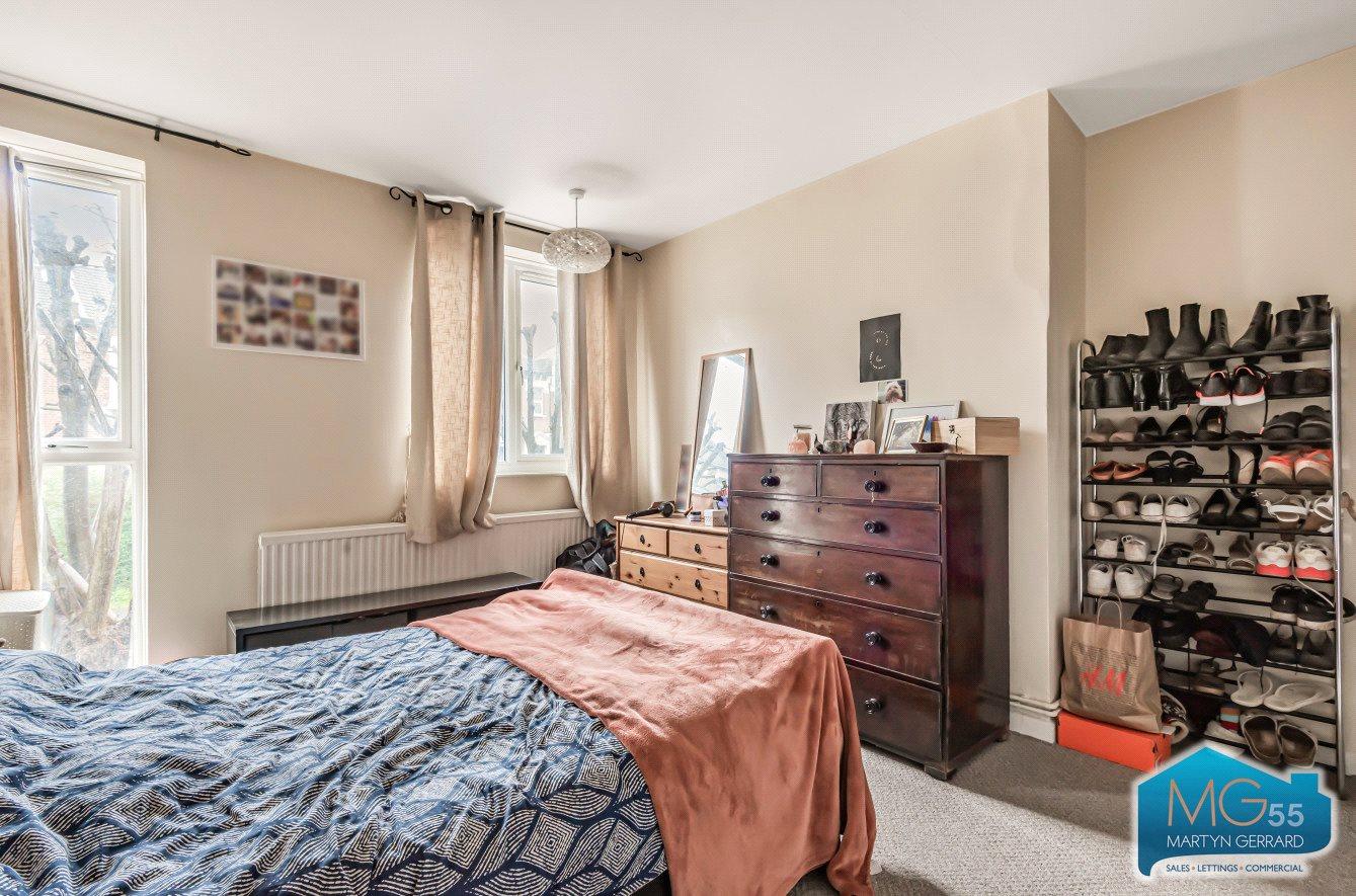 1 bedroom Apartment to rent - Martyn Gerrard