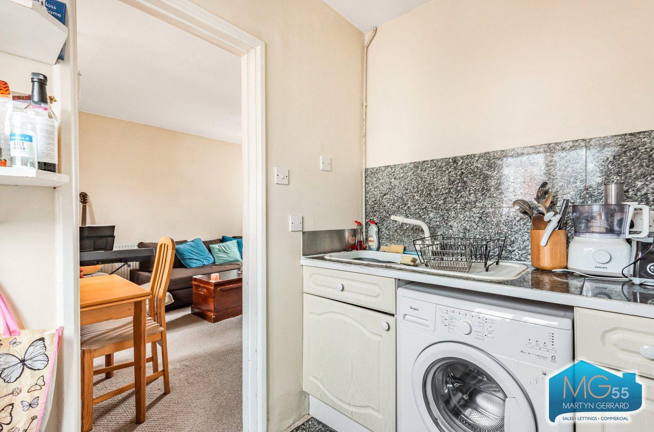 1 bedroom Apartment to rent - Martyn Gerrard