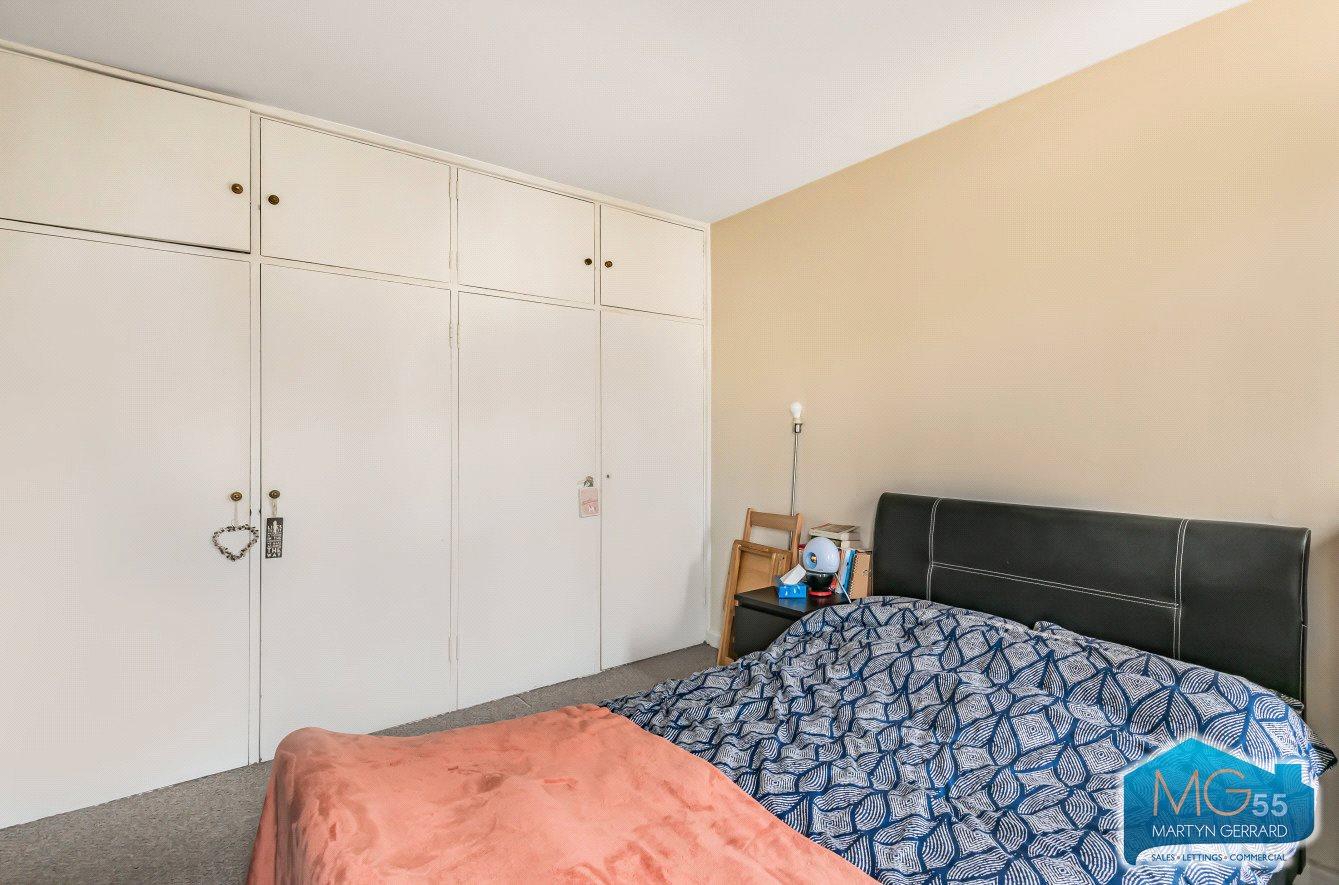 1 bedroom Apartment to rent - Martyn Gerrard