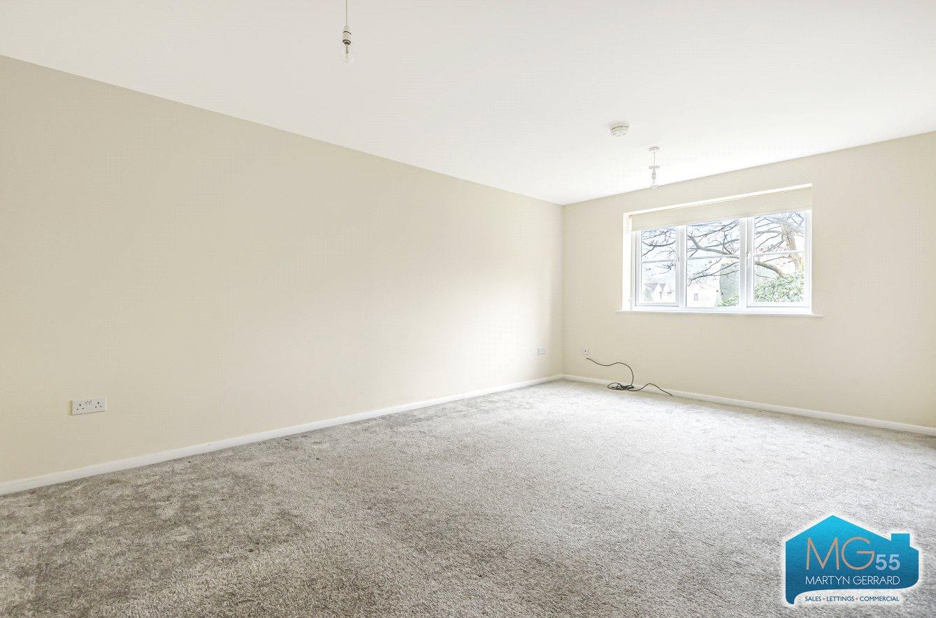 Ground Floor Flat to rent - Martyn Gerrard