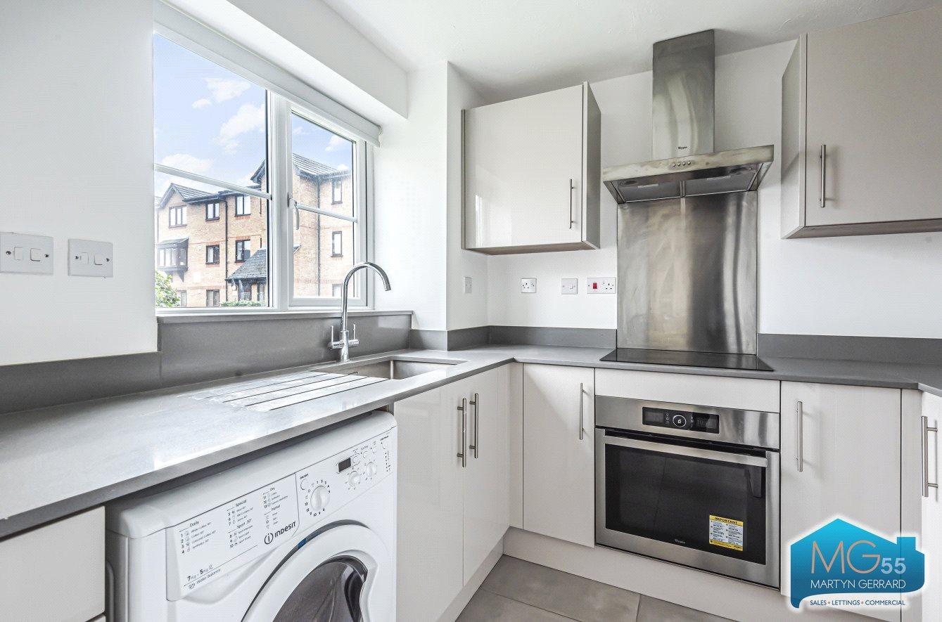 Ground Floor Flat to rent - Martyn Gerrard