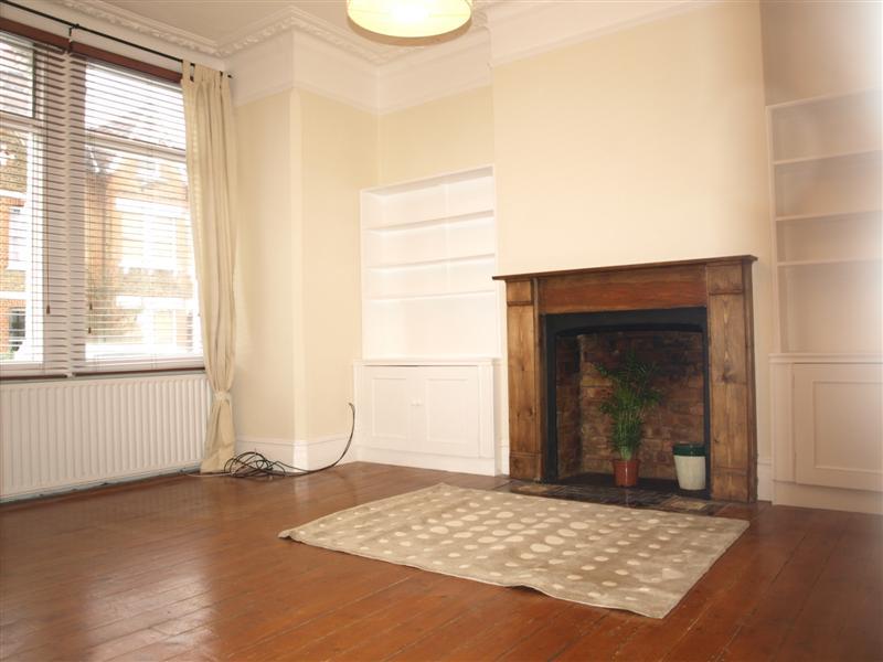 2 bedroom Ground Floor Flat to rent + ' - Martyn Gerrard