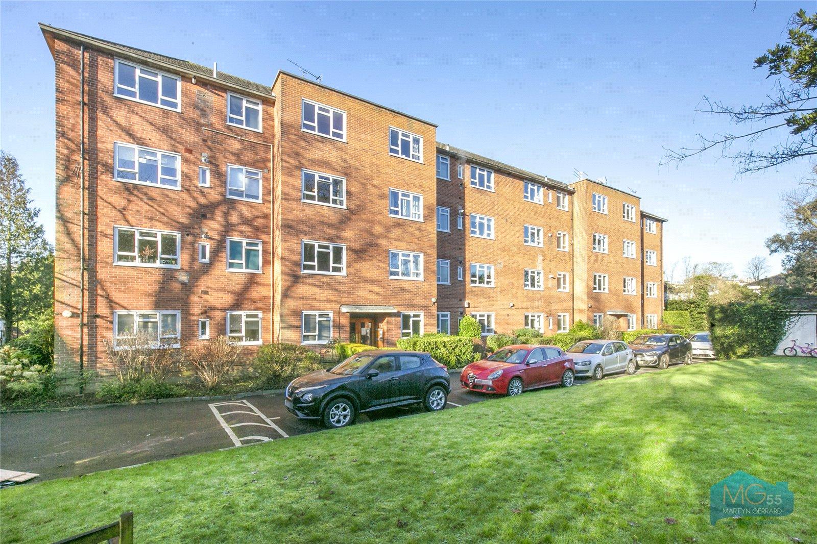 2 bedroom Ground Floor Flat to rent - Martyn Gerrard