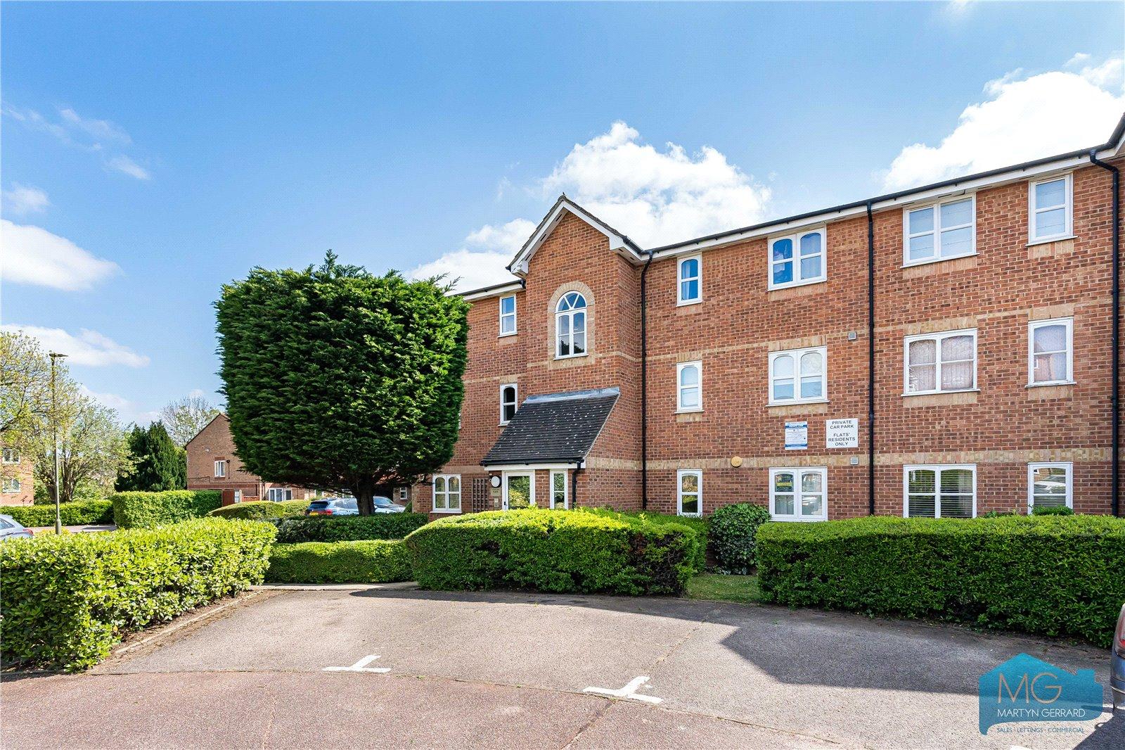 2 bedroom Apartment to rent - Martyn Gerrard