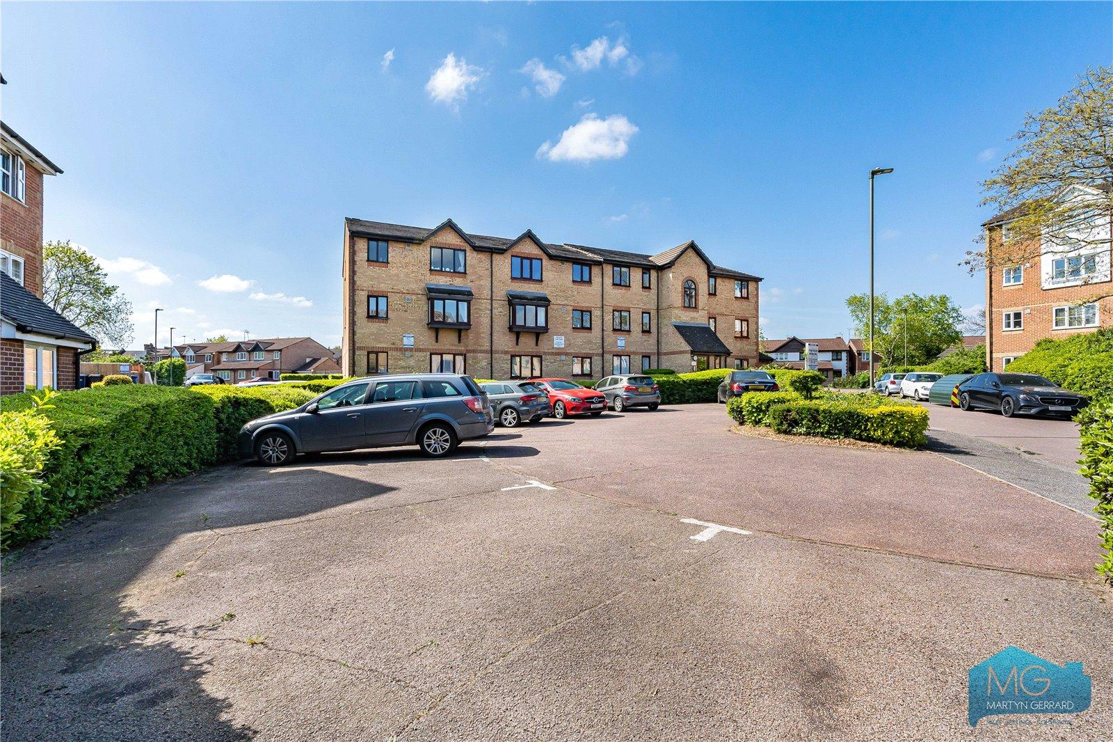 2 bedroom Apartment to rent - Martyn Gerrard