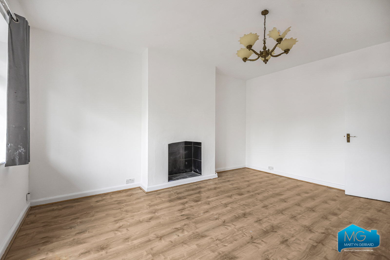 Linksview, Great North Road, East Finchley, London, N2+ - Martyn Gerrard