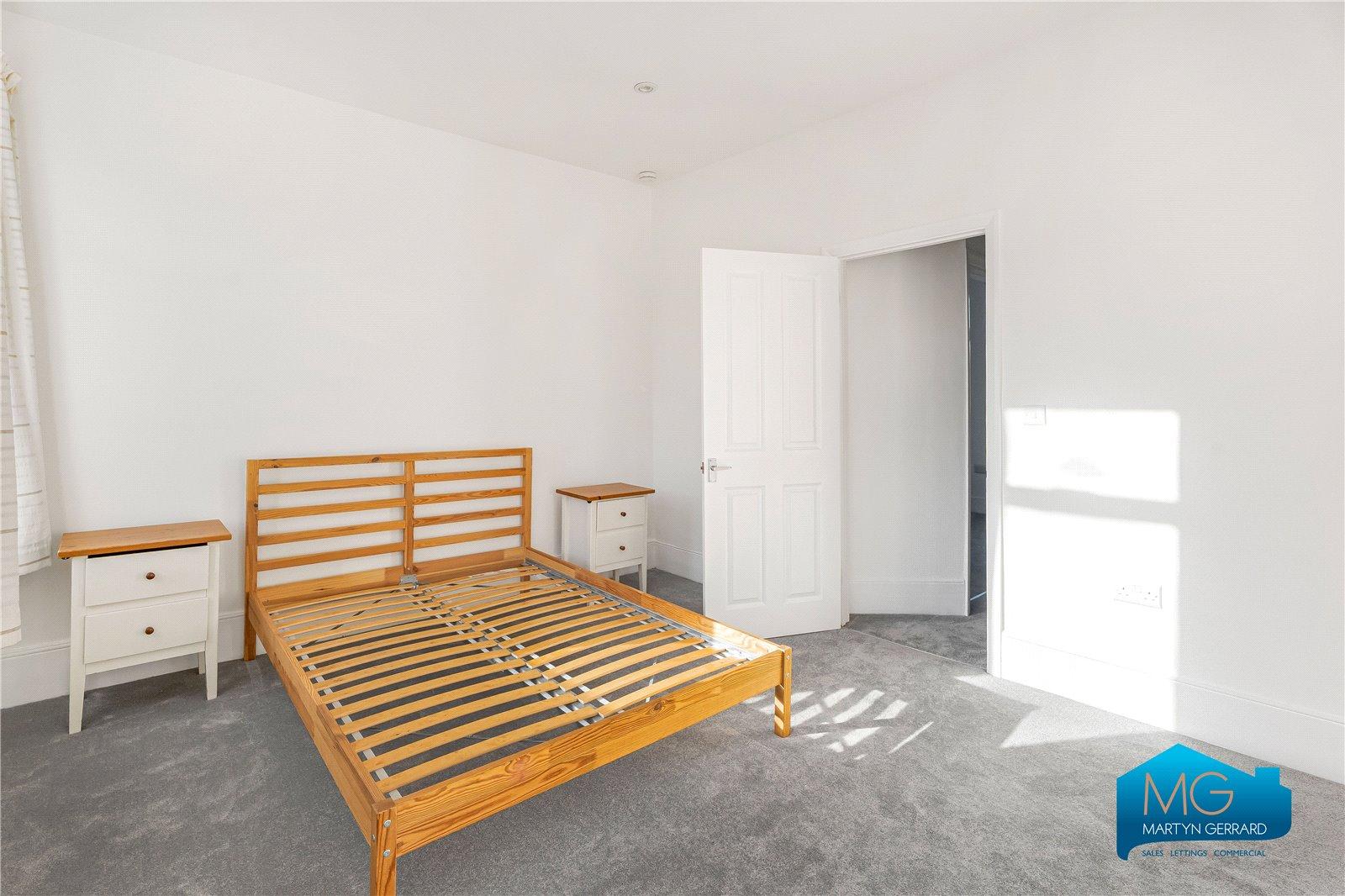 3 bedroom Terraced House to rent - Martyn Gerrard