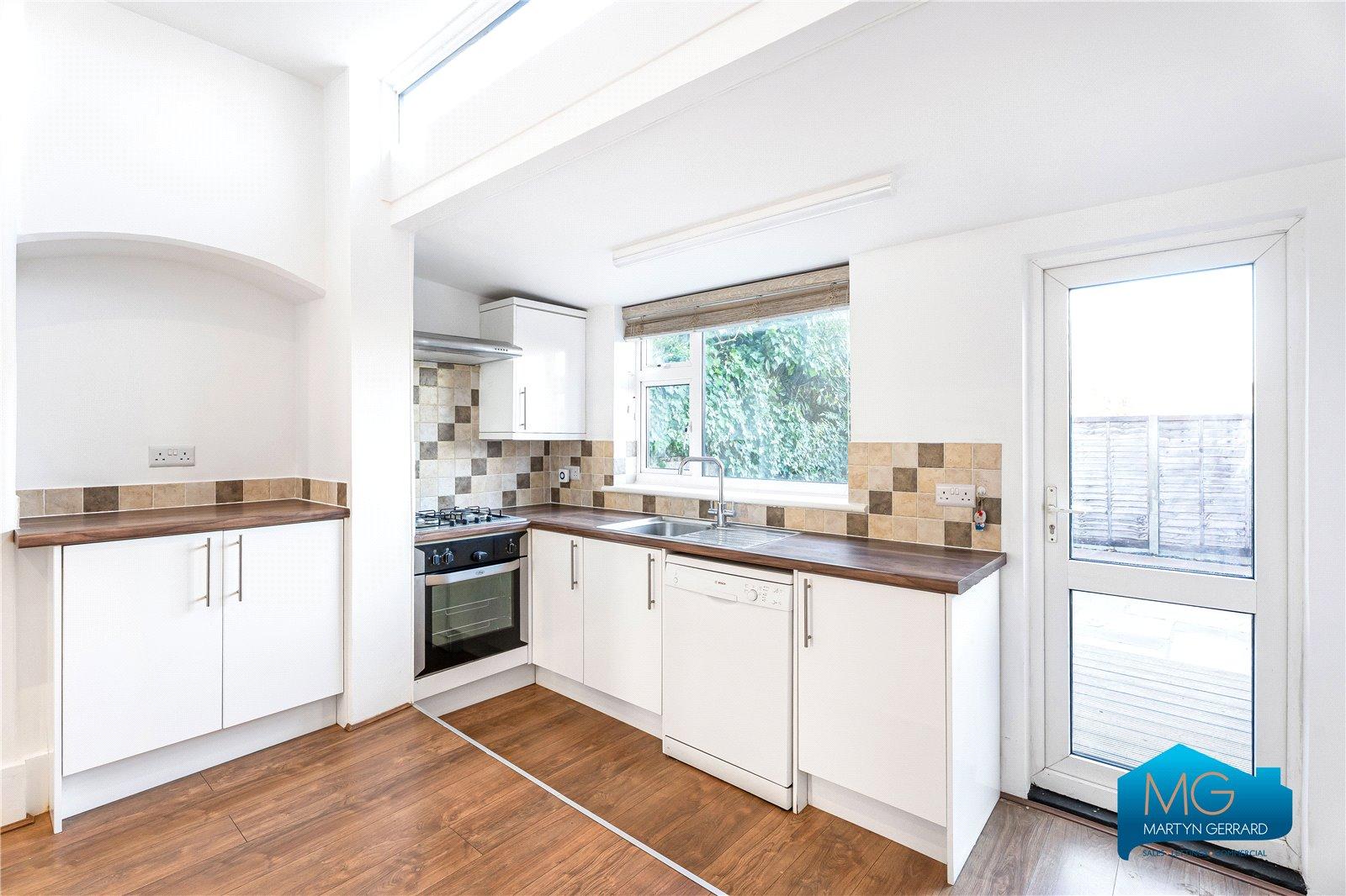 3 bedroom Terraced House to rent - Martyn Gerrard