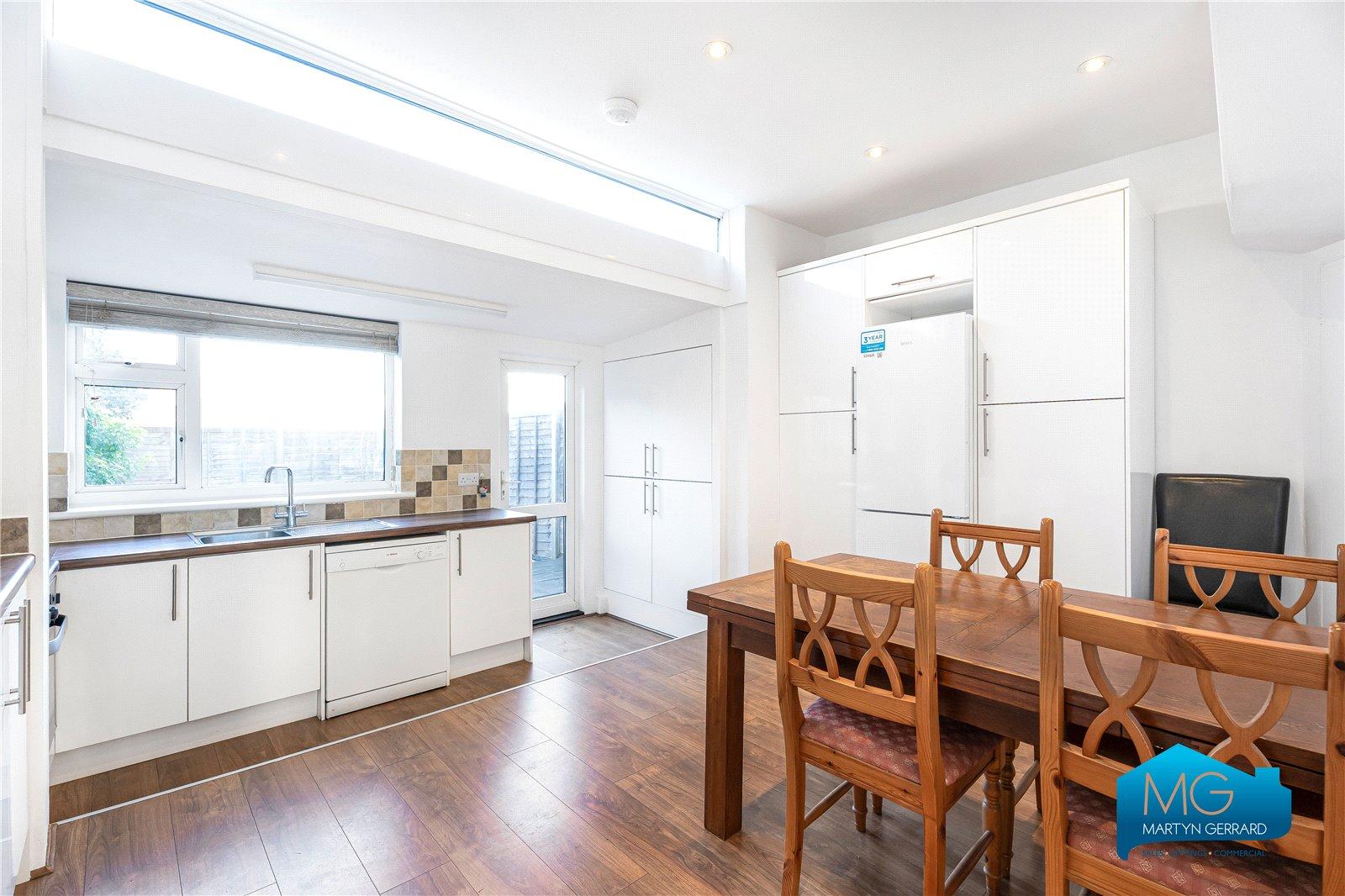 3 bedroom Terraced House to rent - Martyn Gerrard