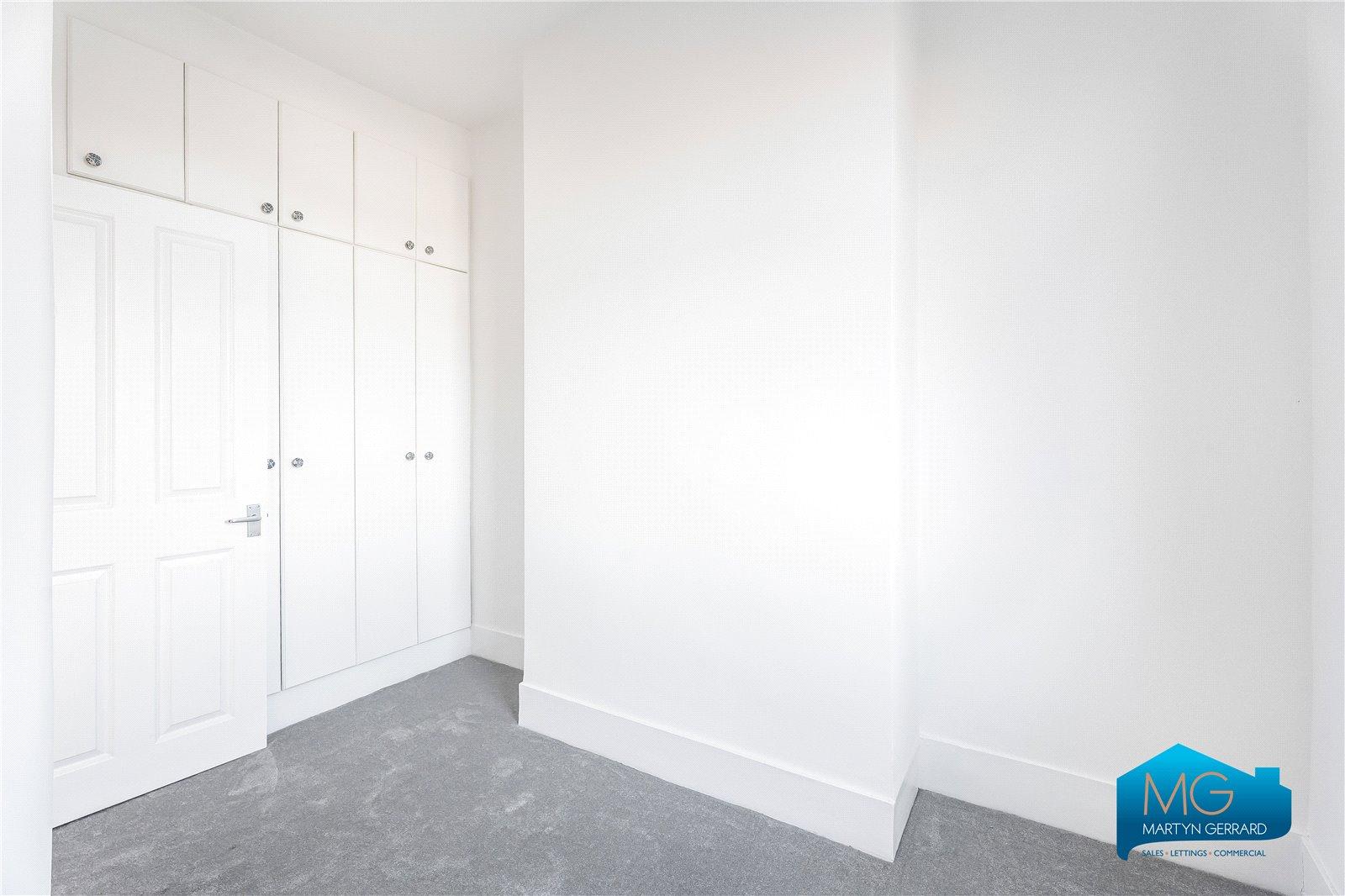 3 bedroom Terraced House to rent - Martyn Gerrard