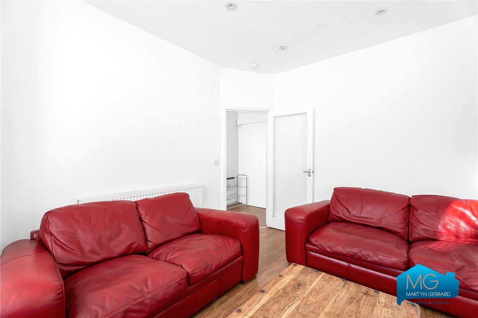 3 bedroom Terraced House to rent - Martyn Gerrard
